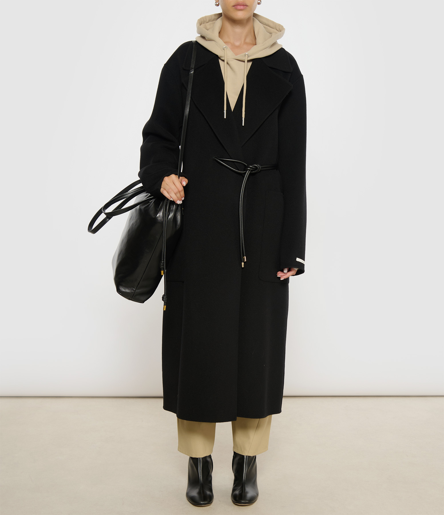 Abate Black Coat
