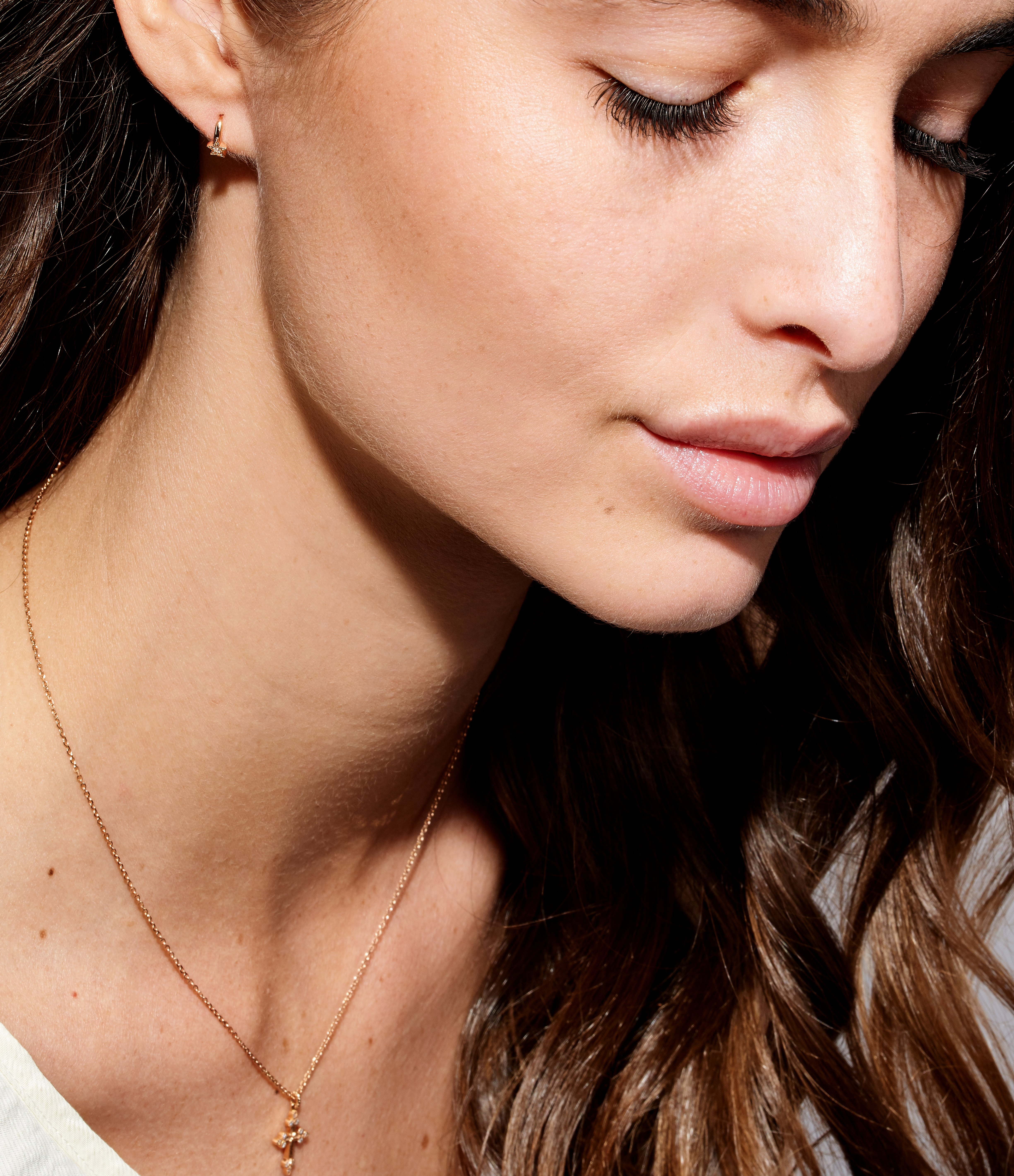 Mini Creole 'Petite Étoile' Gold and Diamond Earring (sold individually)