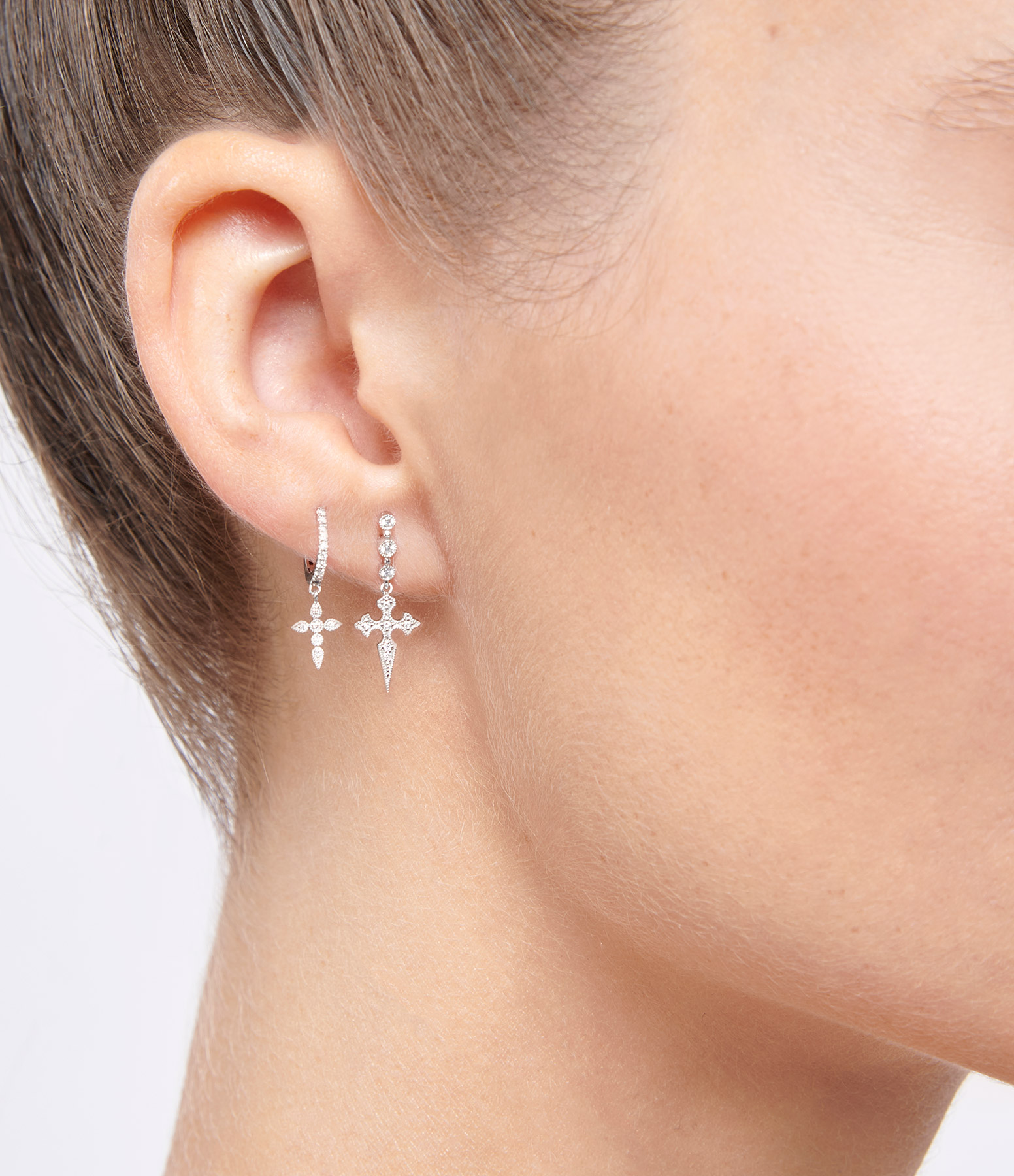 Blood Diamonds White Gold Barrette Earring (sold individually)