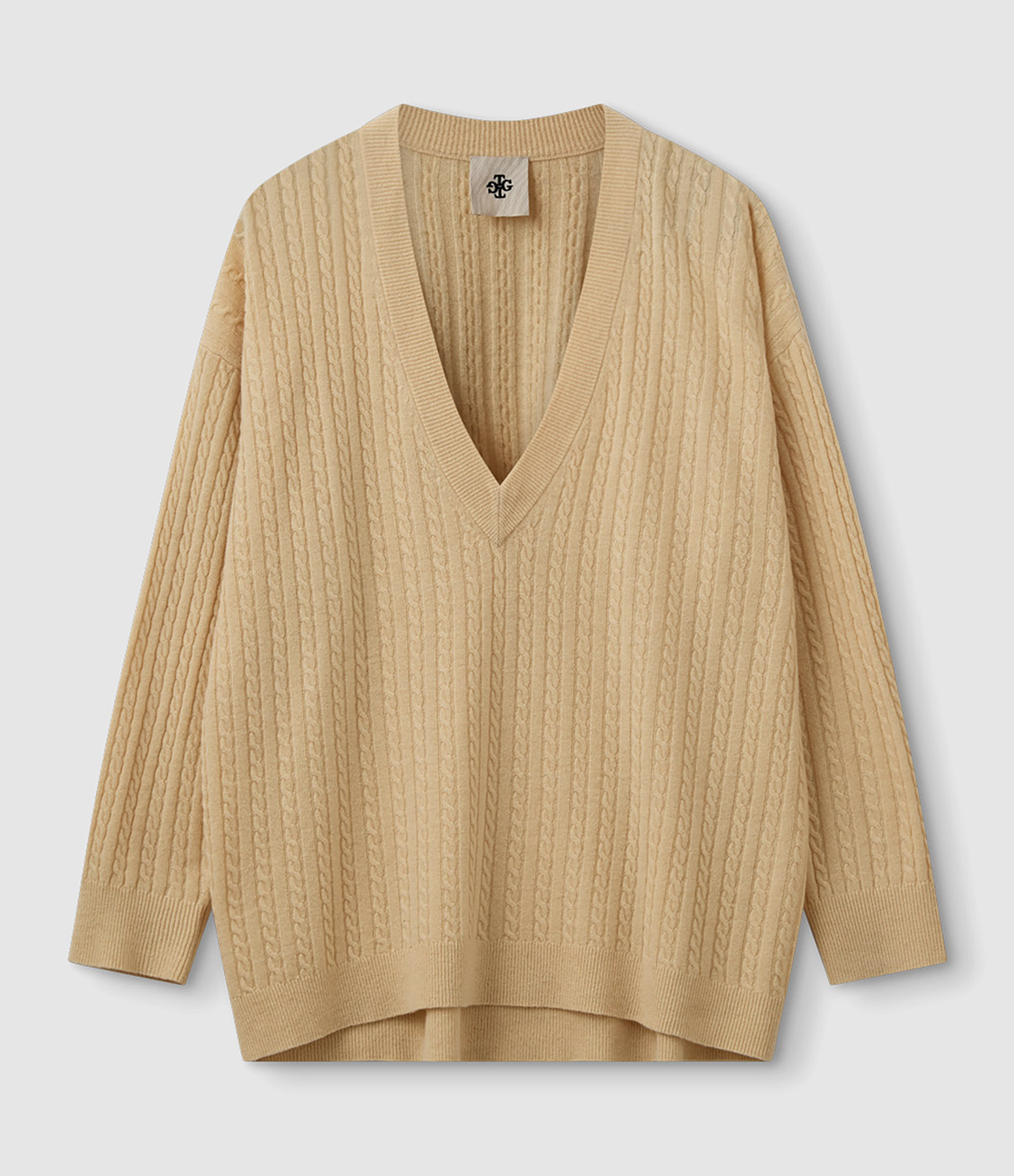 Como Oversized V-Neck Jumper in Banana Milk