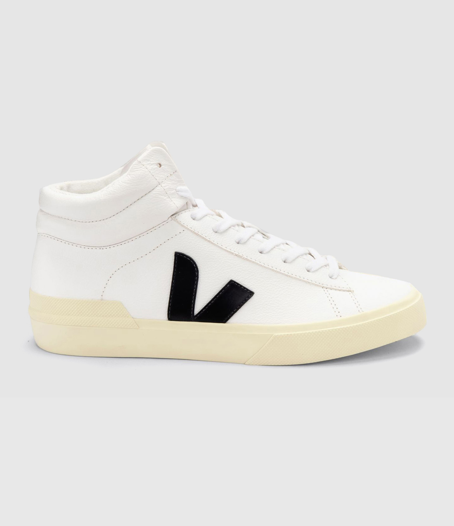 Minotaur Chromefree White and Black Leather Trainers