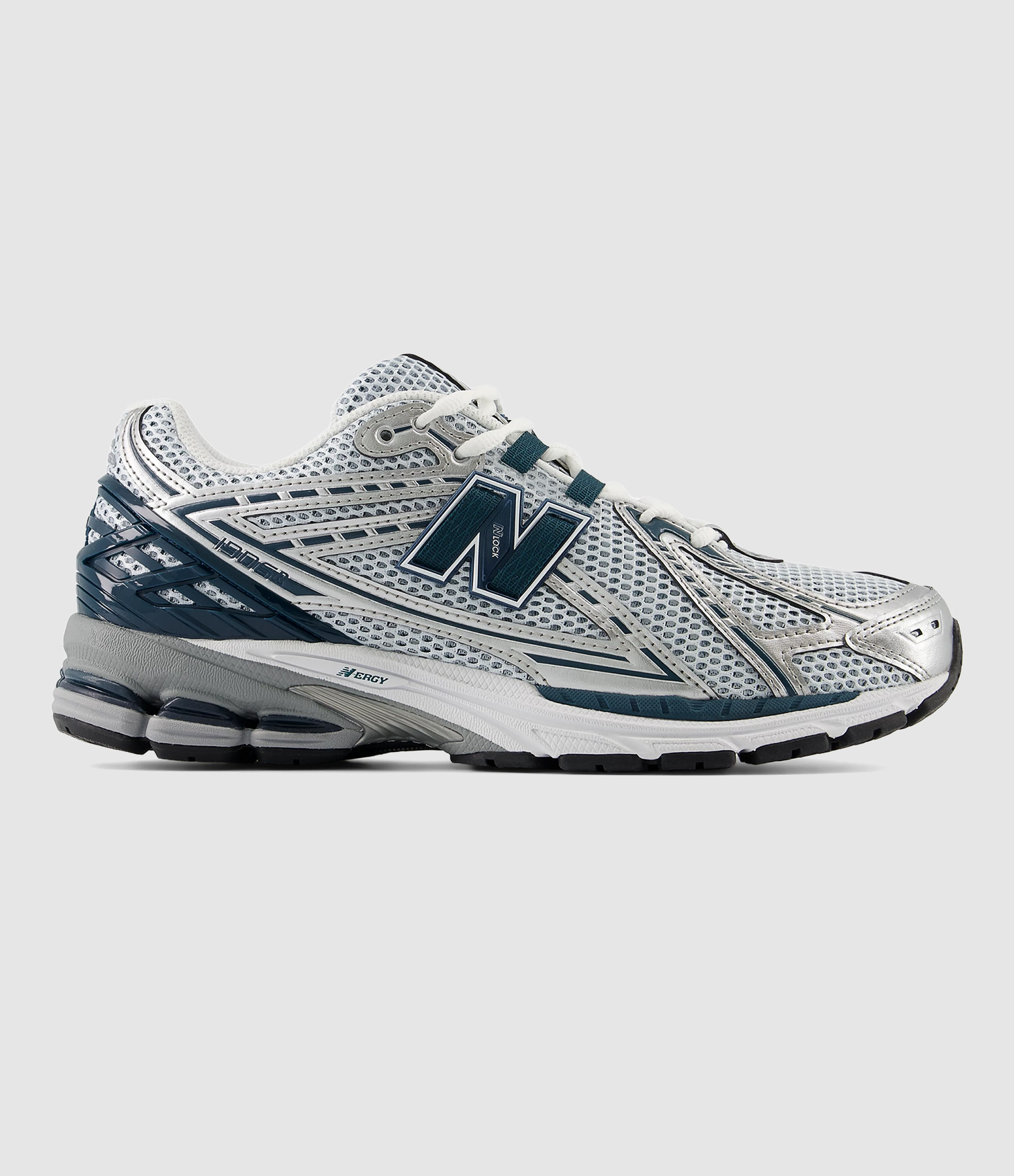 1906 Silver Metallic trainers