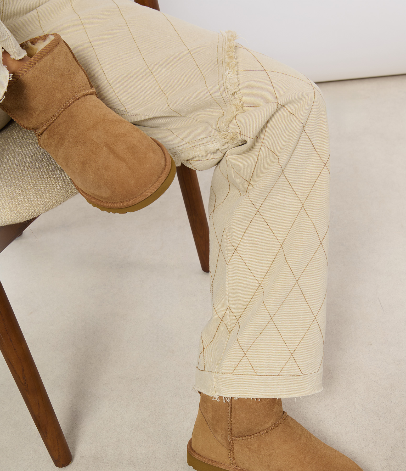 Classic Mini Unisex Ankle Boots – Chestnut