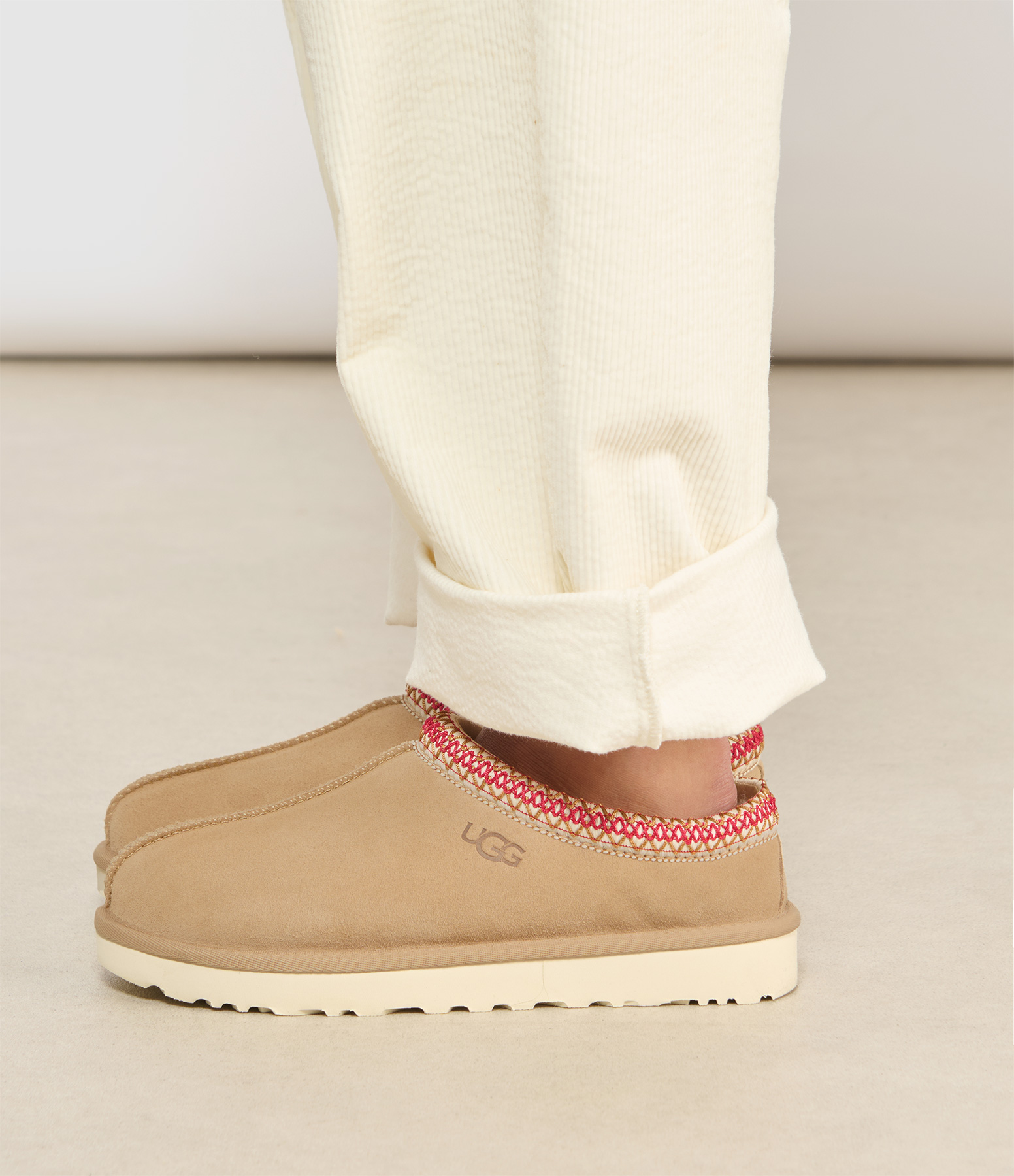 Tasman II Sand Dark Cherry Mules