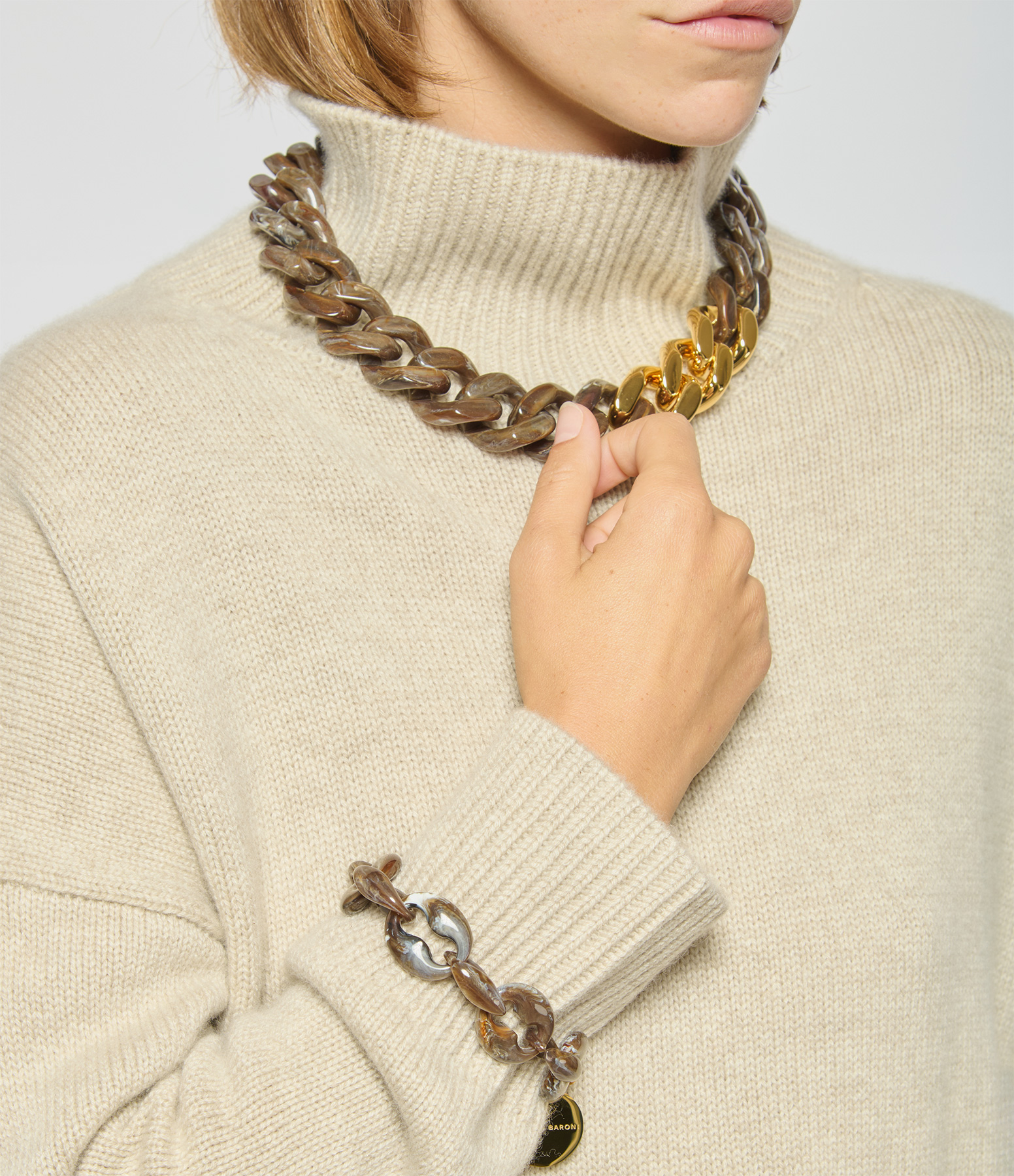 Small Turtle Dark Brown Marble Bracelet