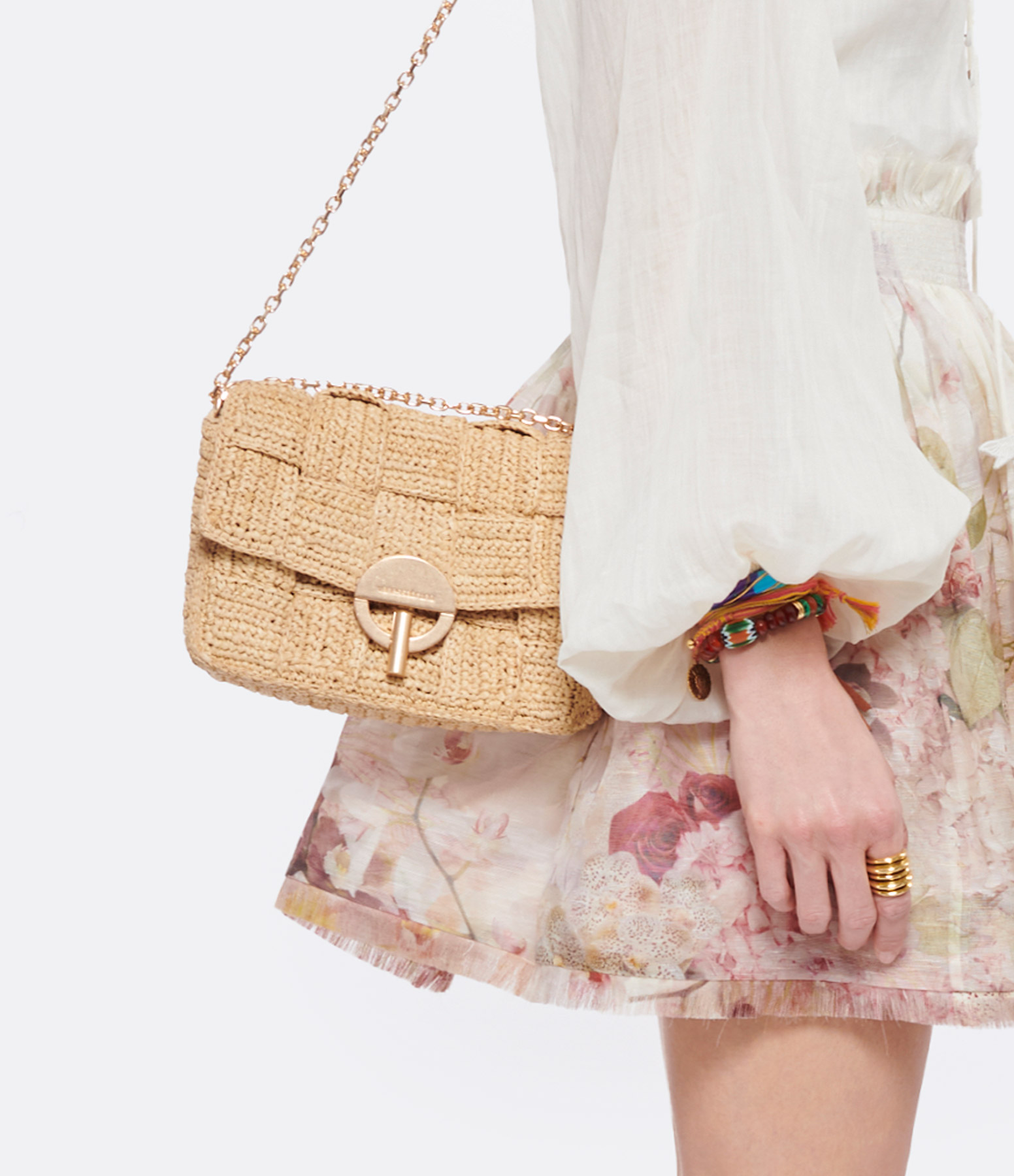 Medium Moon Bag in Natural Raffia