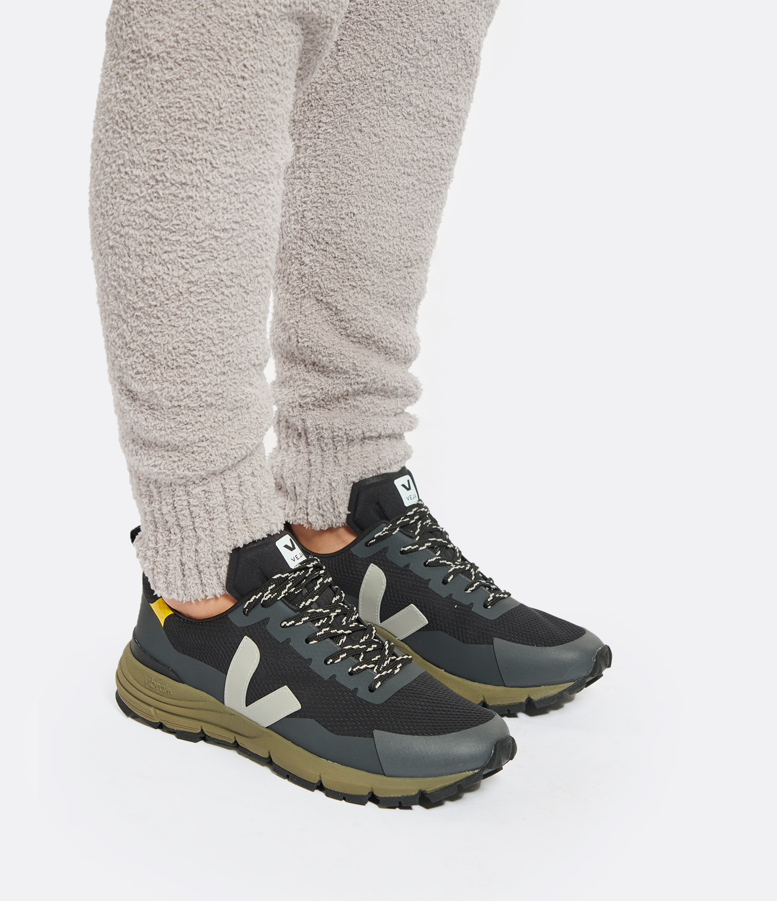 Dekkan Alveomesh Trainers – Black, Oxford Grey, Tonic Grey