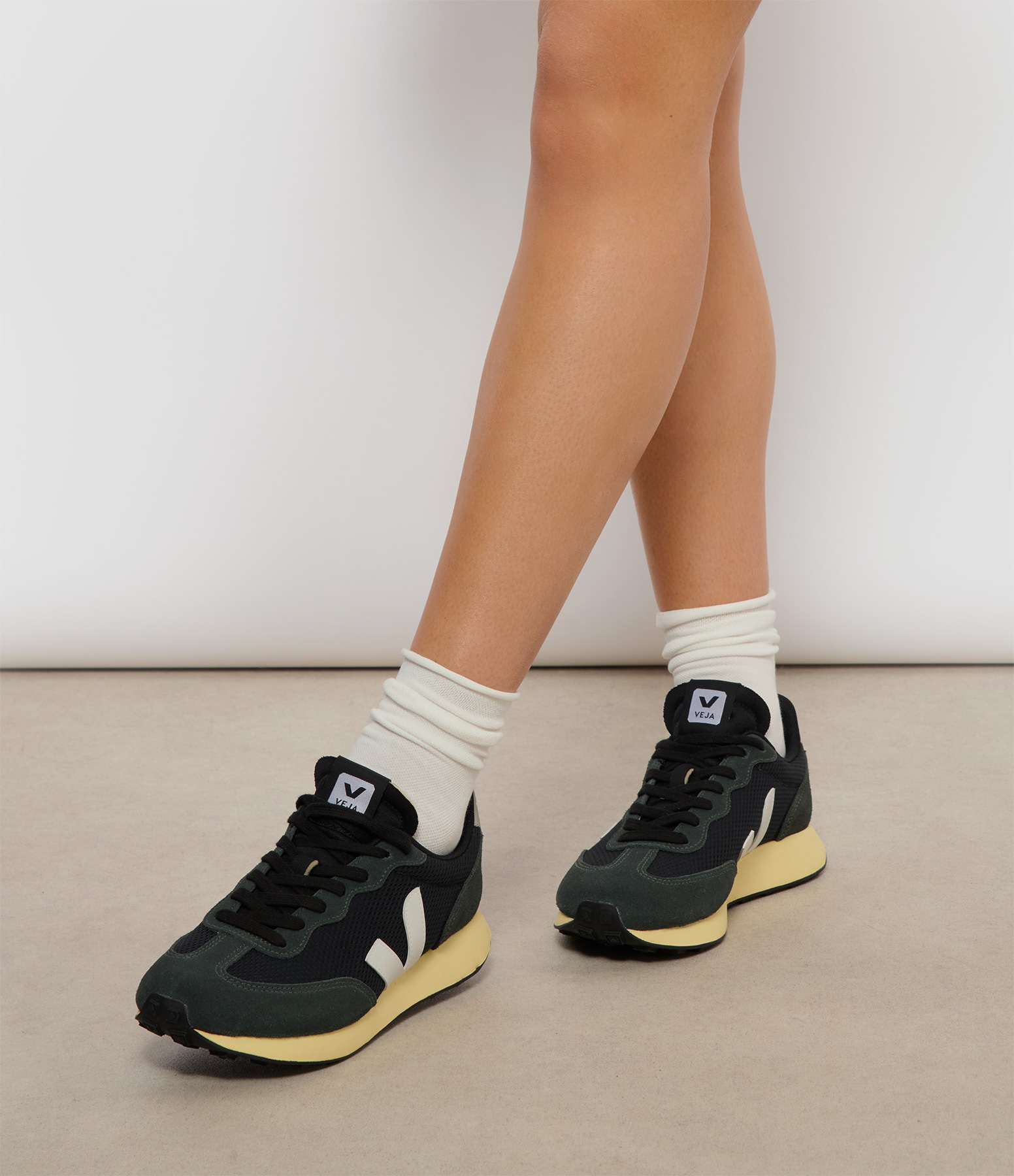 Rio Branco II Black and White Trainers