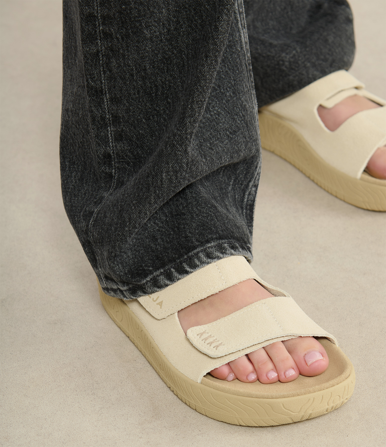 Etna Pierre Almond Mules