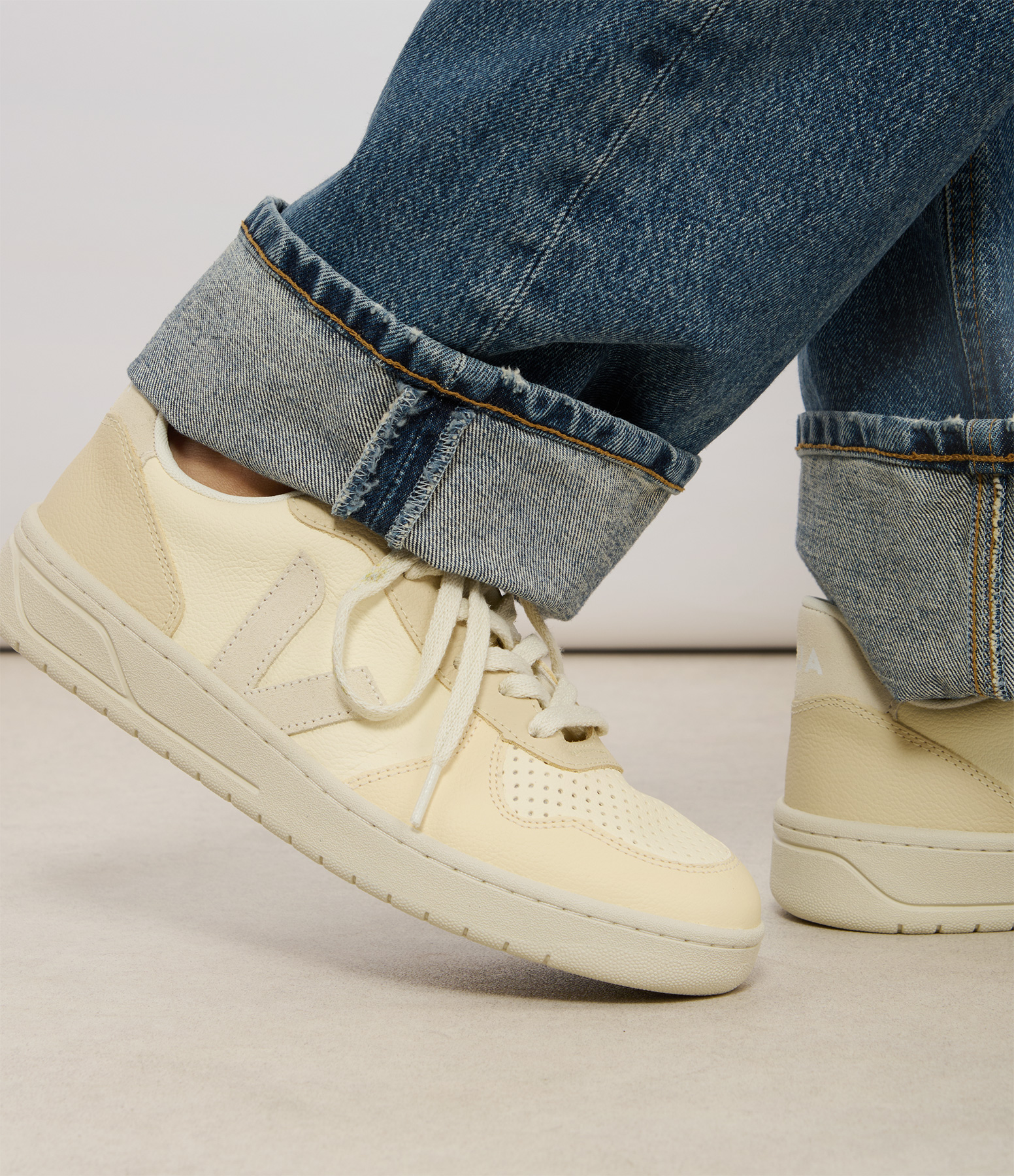 V-10 Leather Multico Cashew Pierre Trainers