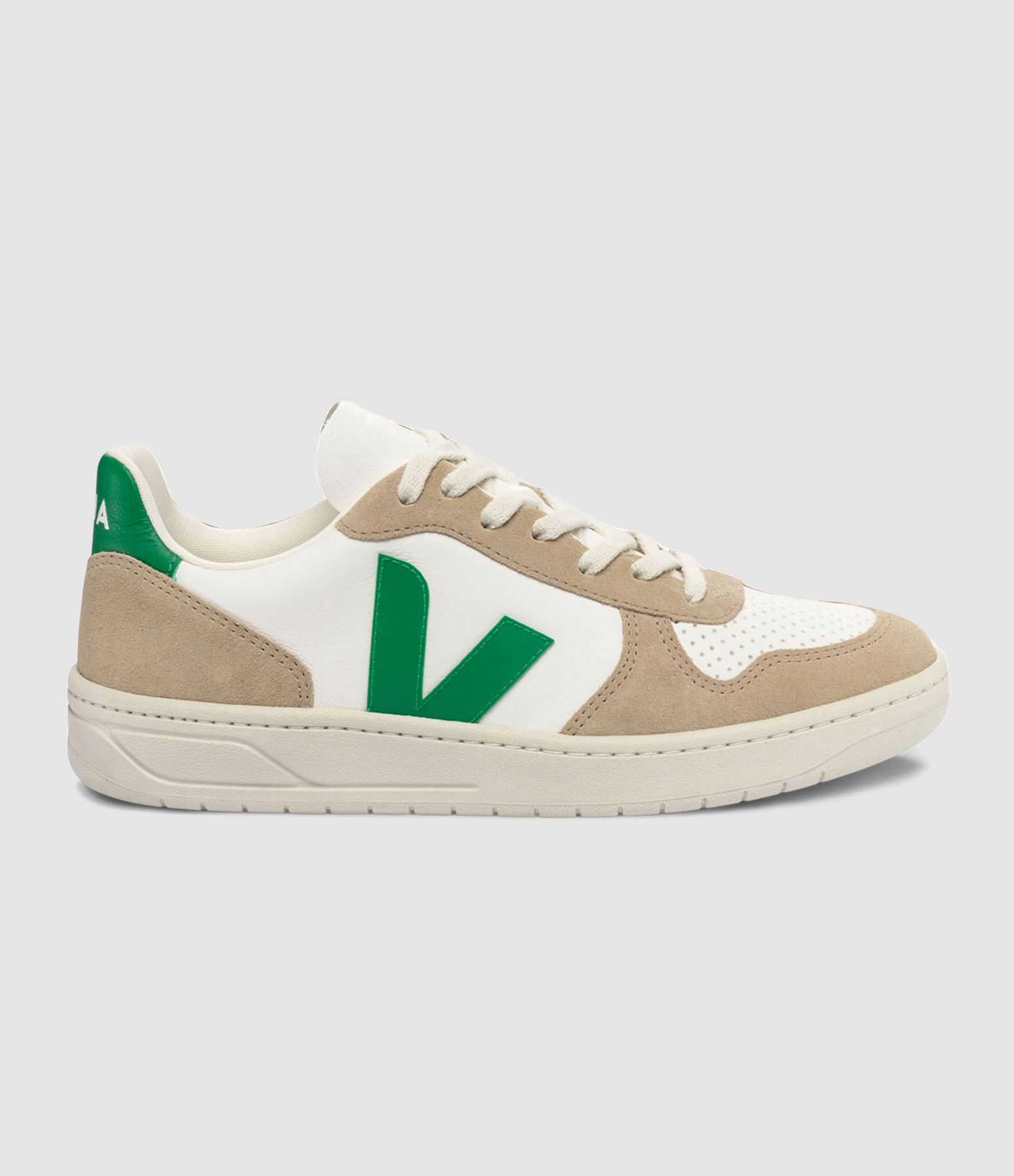 V 10 Chromefree Trainers – Extra White Leather, Emerald