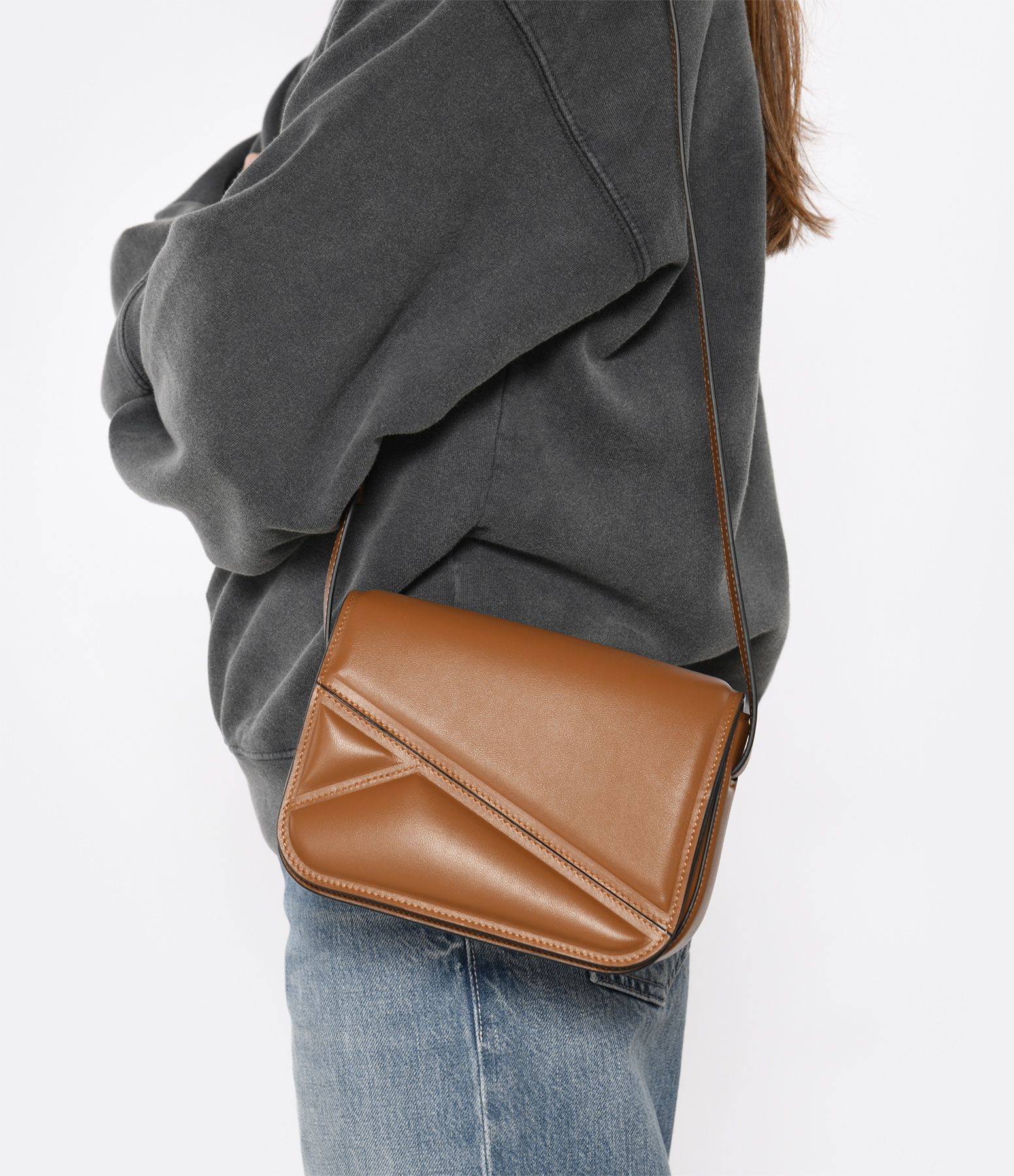Oscar Trunk Medium Saddle Bag