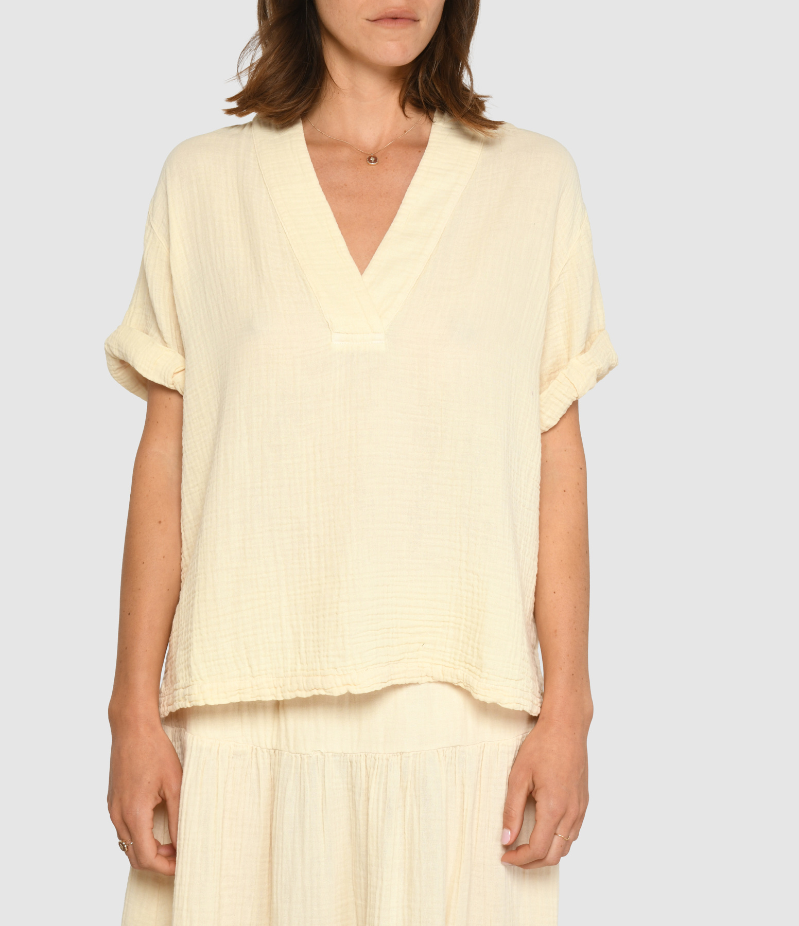 Avery Oysterette Top
