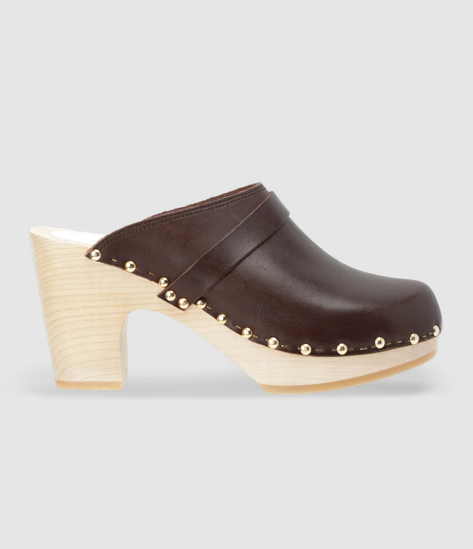 Yrma Rock Clogs – Wood and Chocolate-Coloured Leather