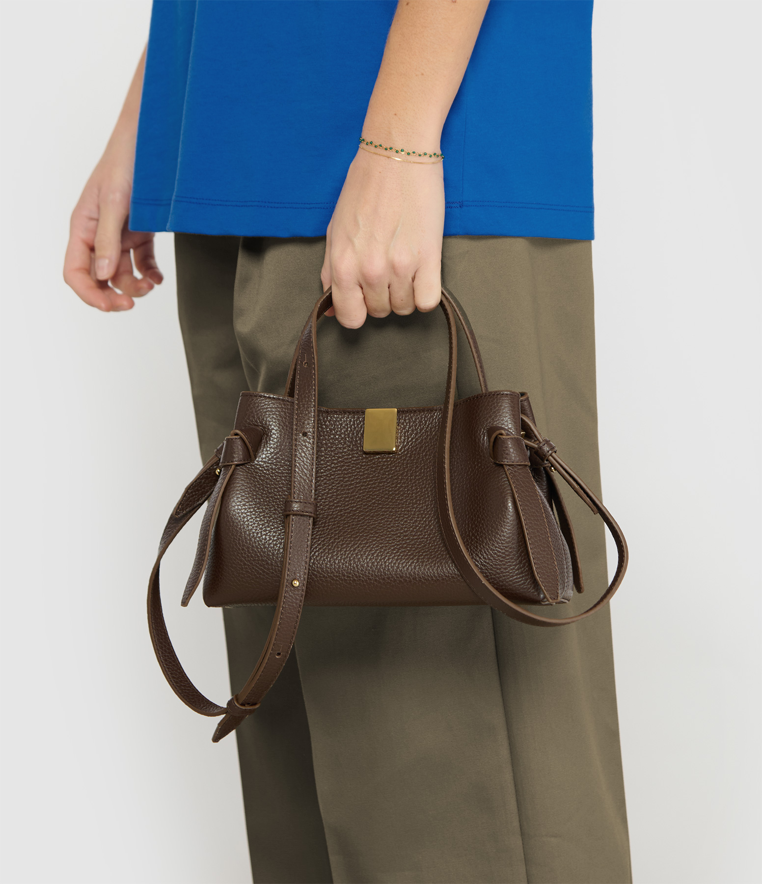 Espresso-coloured Mini Gyoza Grained Leather Bag