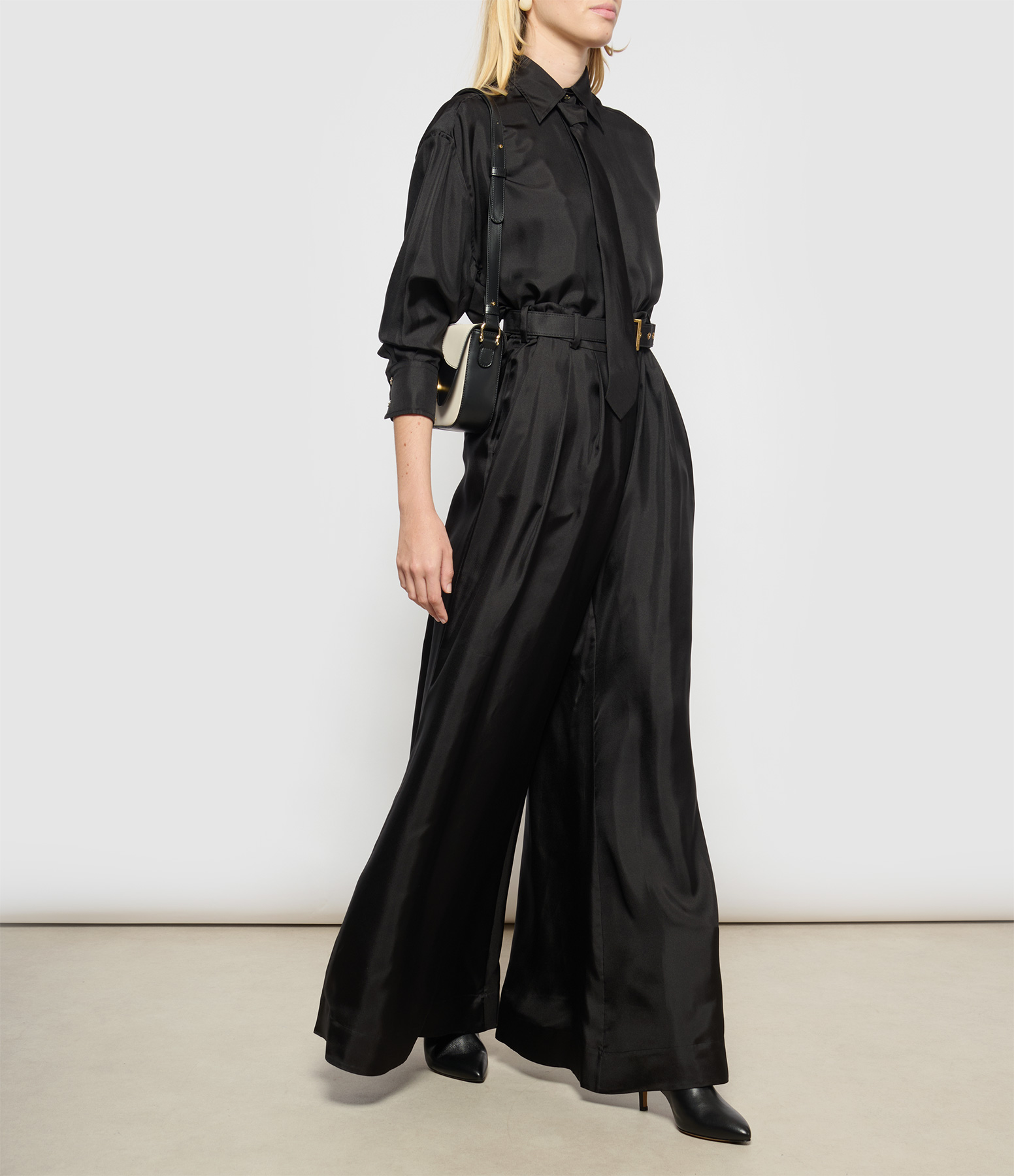 Relaxed Tie Shirt – Black