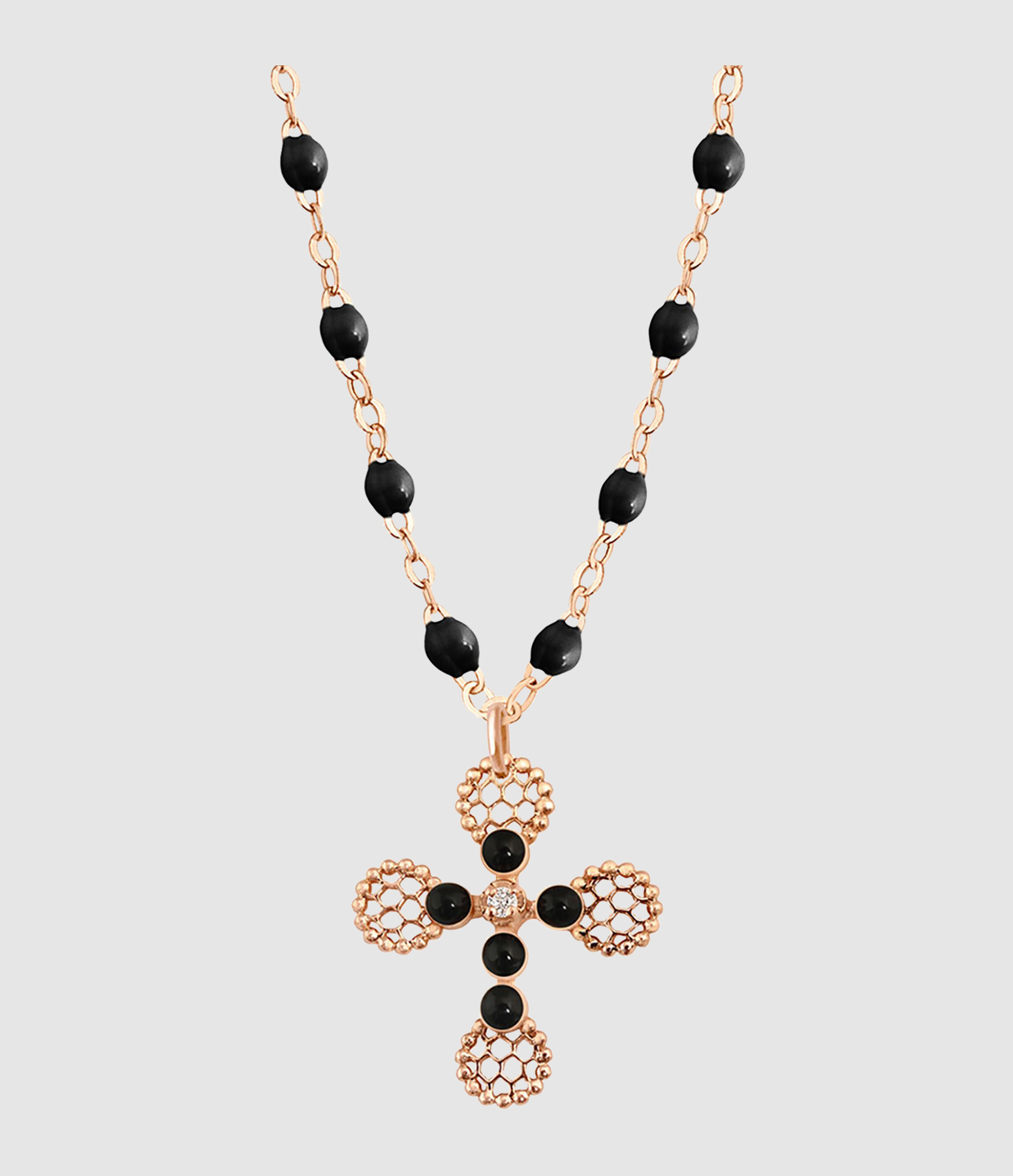 Collier Croix Dentelle Perlée Diamant Résine Or
