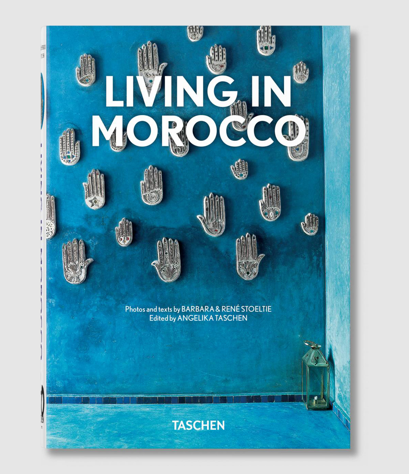 Livre Living in Morocco, 40th Ed.