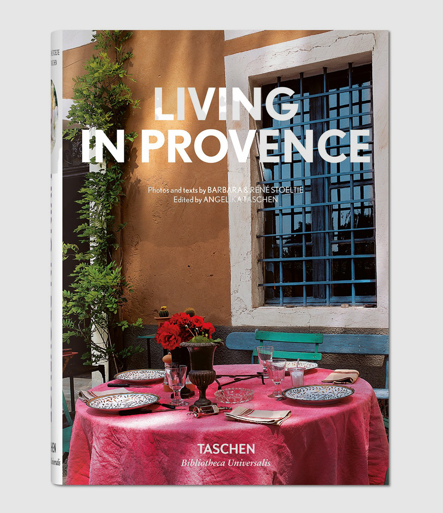 Livre Living in Provence
