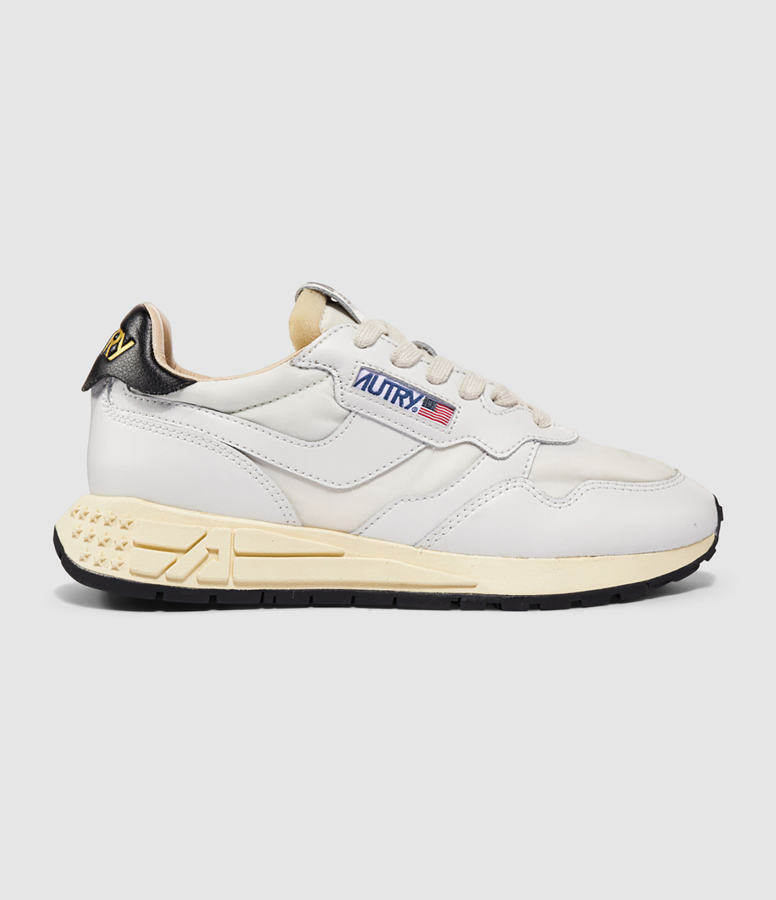 Baskets Reelwind Daim Nylon Blanc Noir