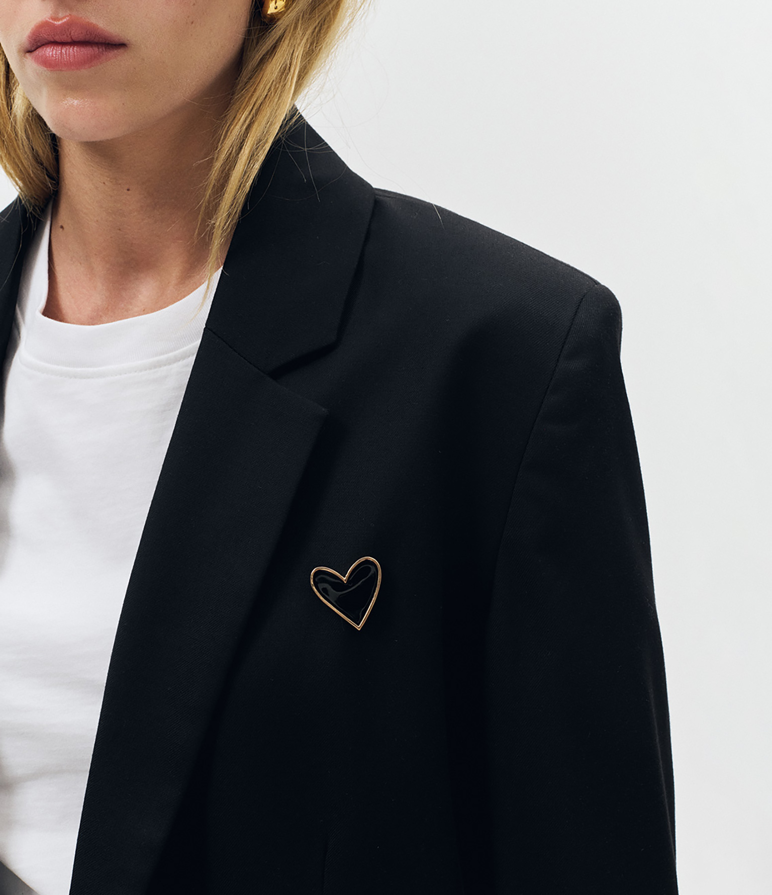 Broche Oréa Cœur Email Noir Doré