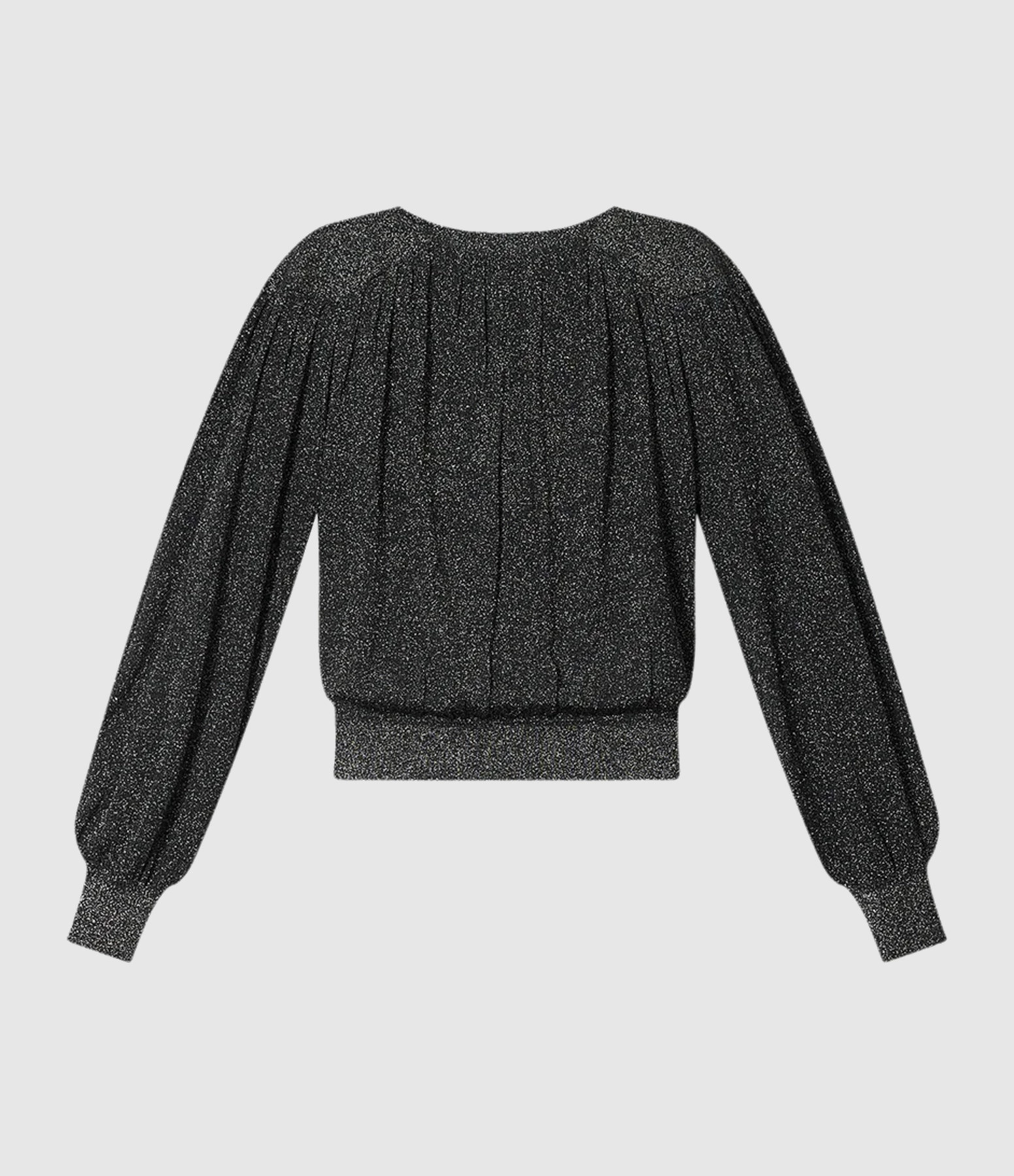 Pull Enza Black, Défilé