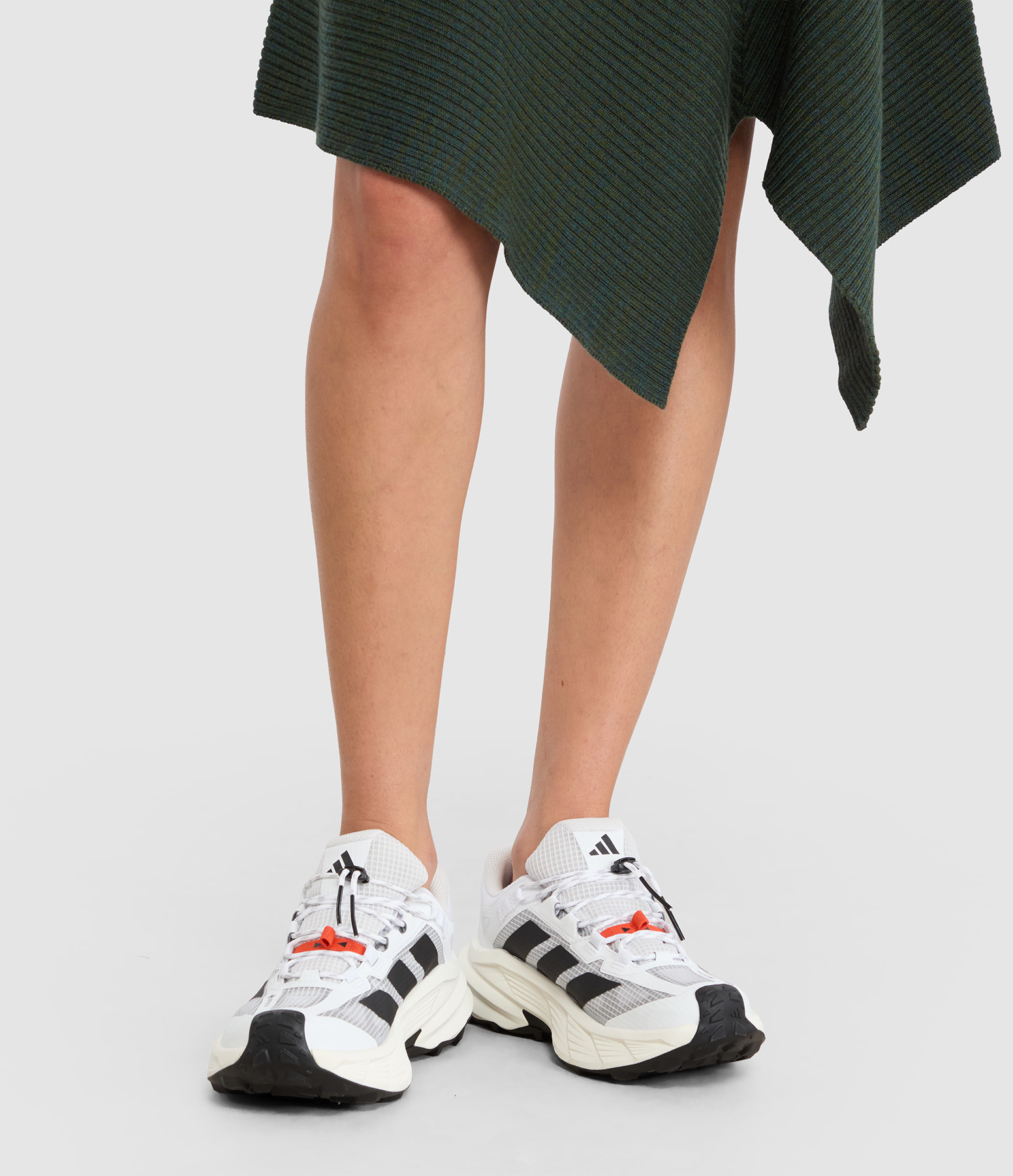 Baskets Terrex Freehiker Ftwr White/Core Black/Semi Impact Orange