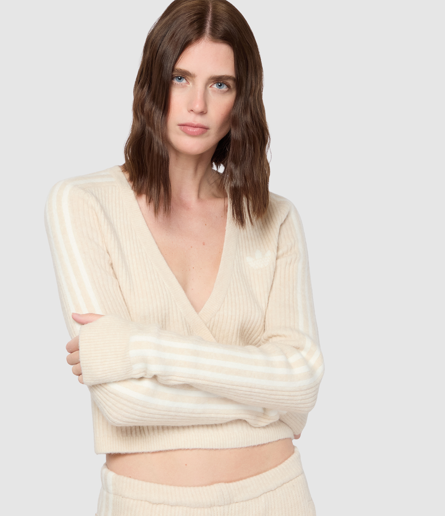 Cardigan Knit Clear Brown, Capsule Jennie