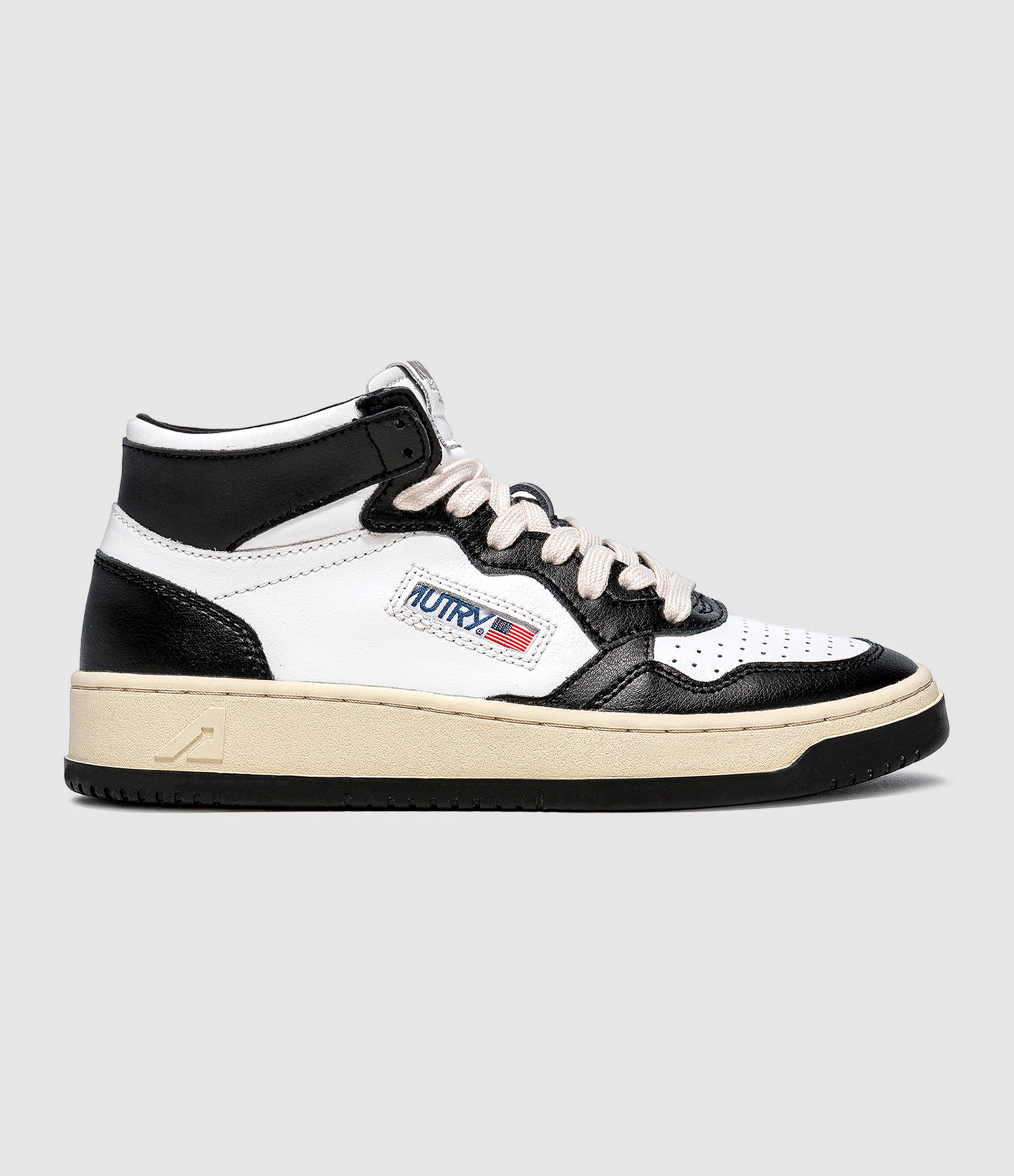 Baskets Medalist Mid Cuir Blanc, Noir