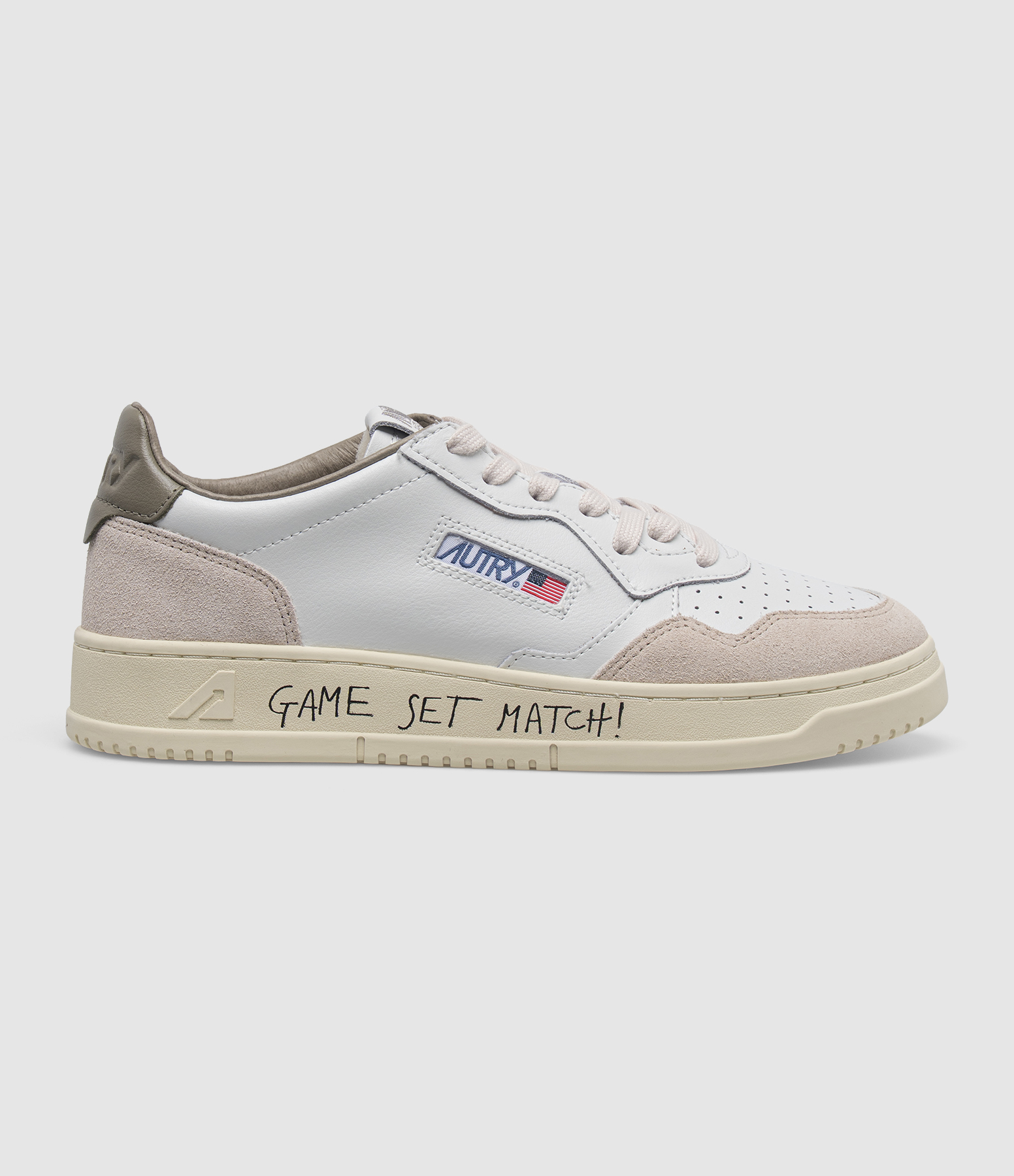 Baskets Homme Medalist Low Match Suede White Covgrn