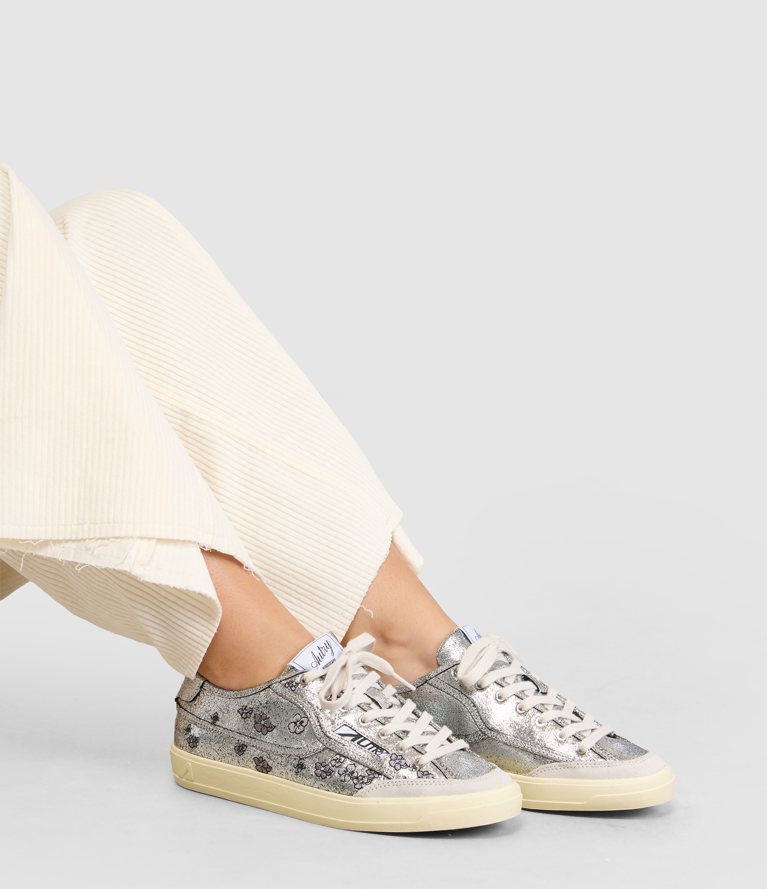 Baskets Windscape Low Crklam Flower Silver Grey, Capsule Flash