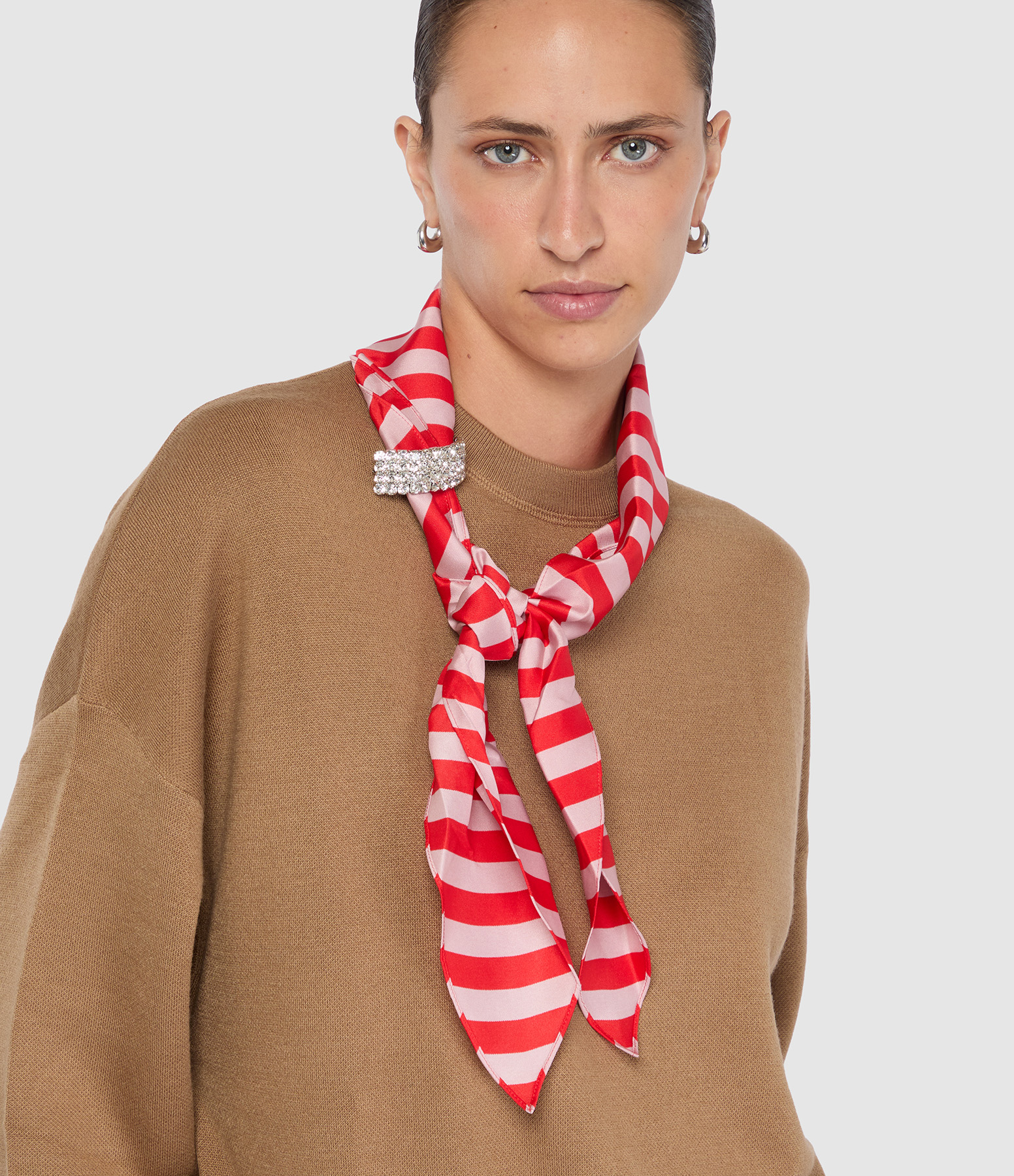 Pull Kurtis Rouge Camel