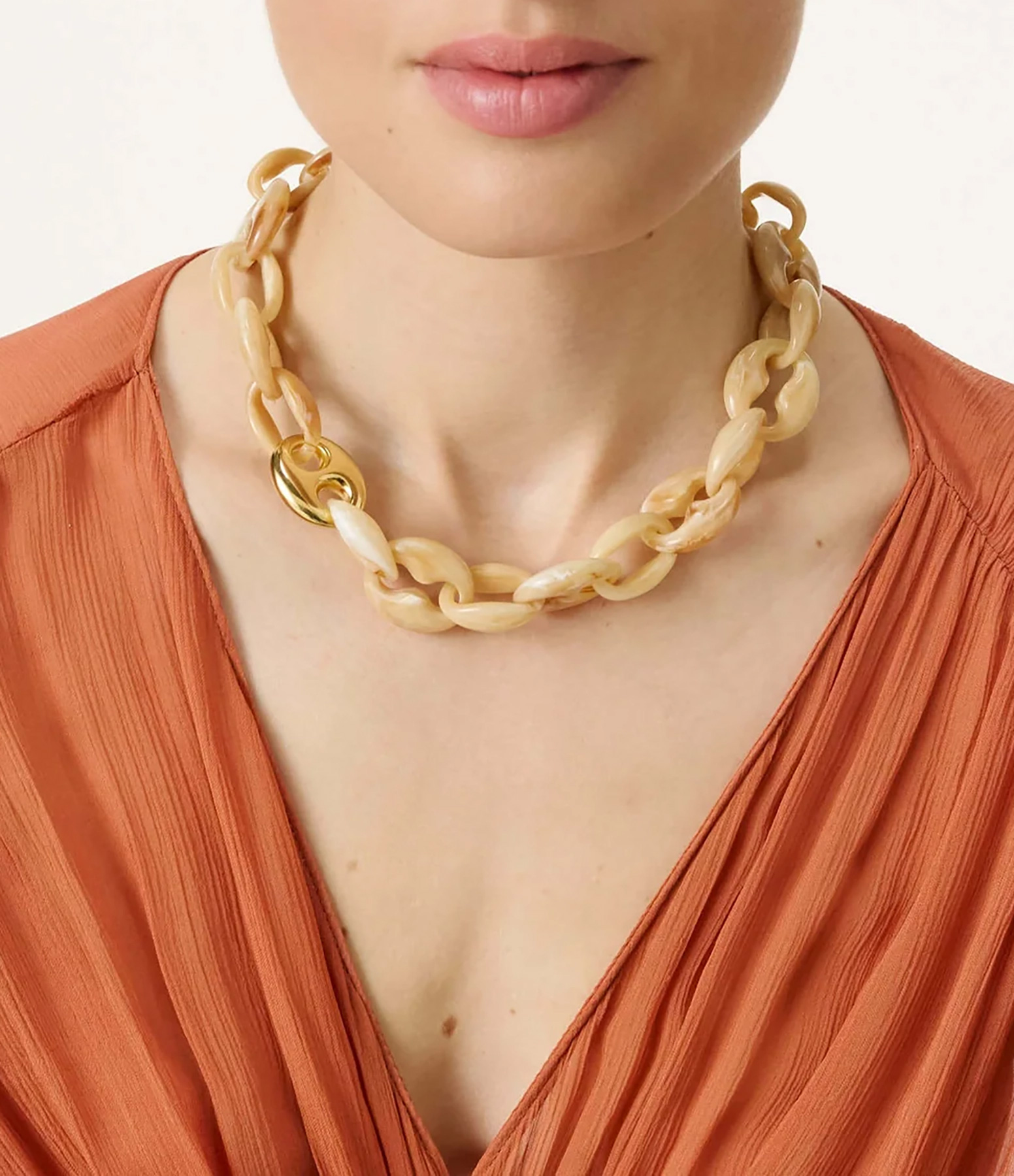 Collier Court Small Turtle Crème Brulée Marble