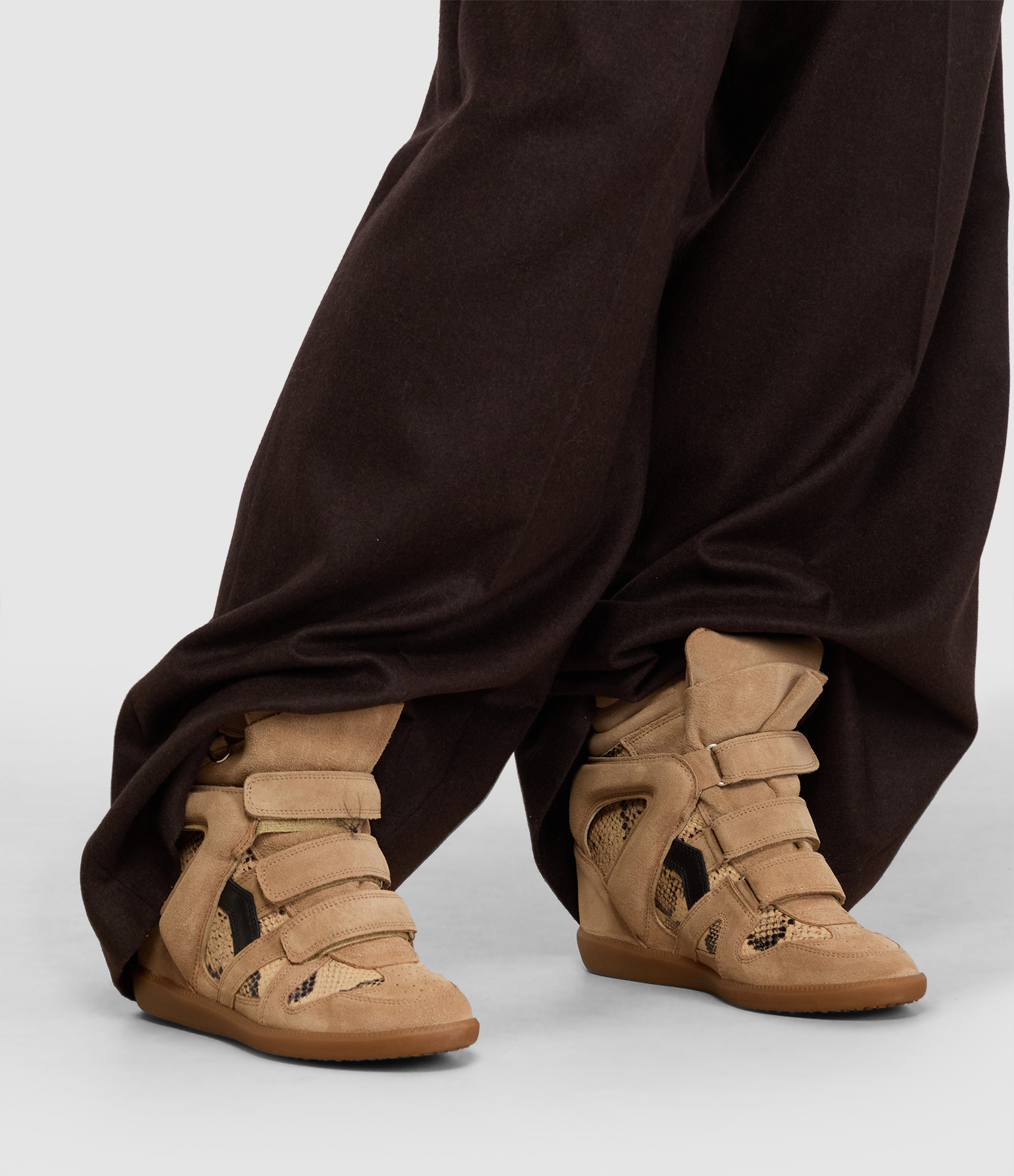 Baskets Bekett Ring Camel Sahara, Défilé