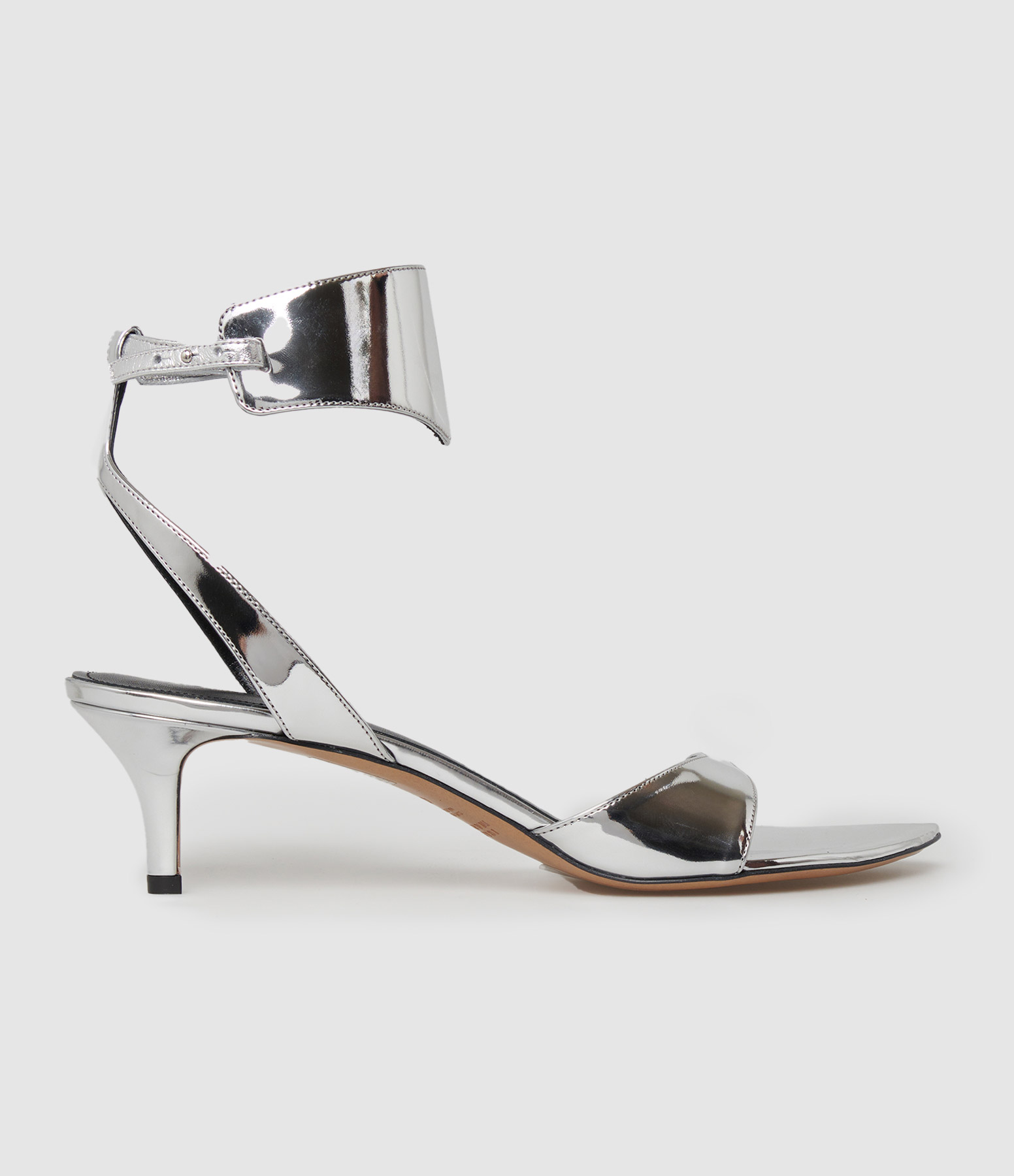 sandales cloutées isabel marant