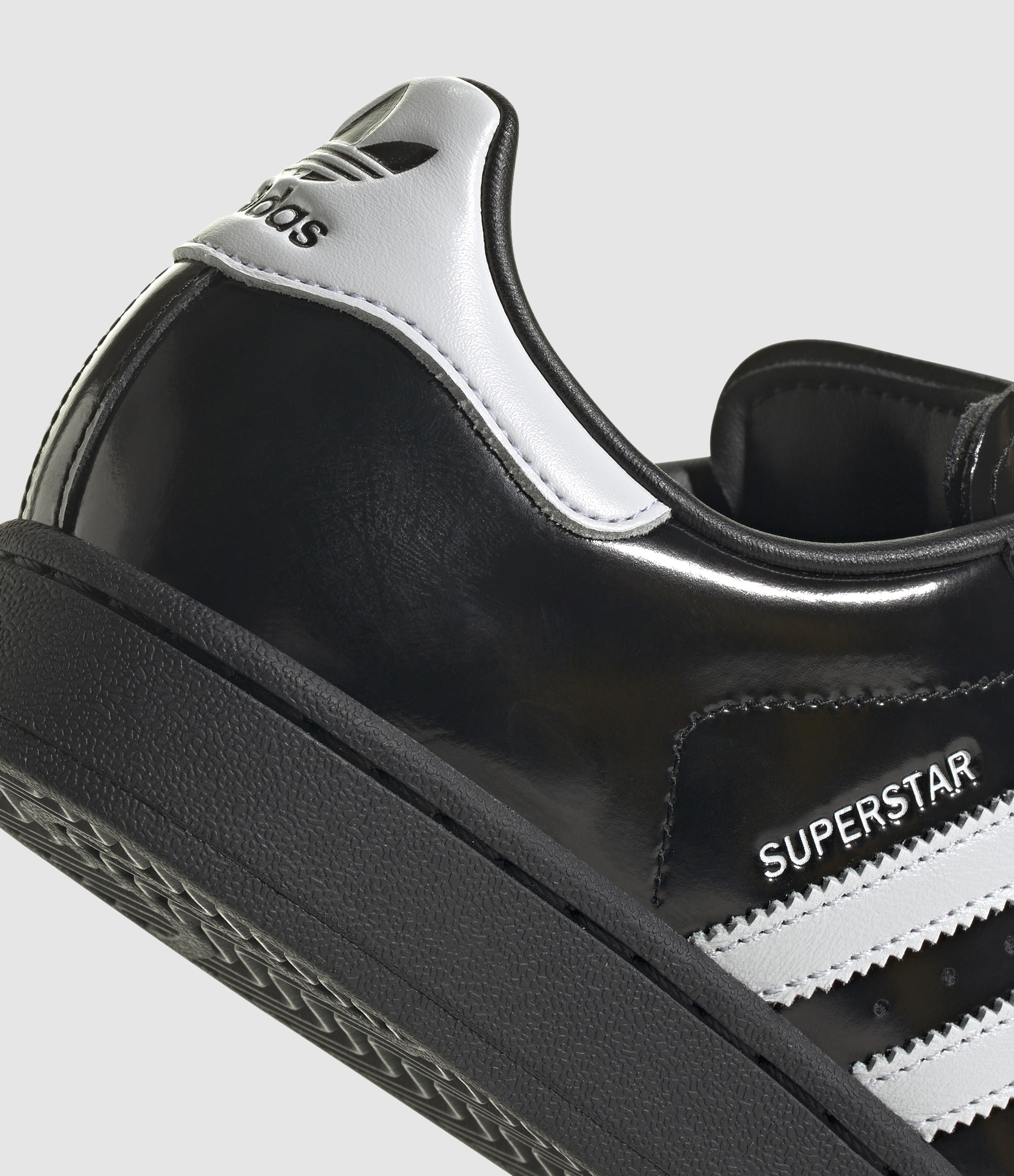 슈퍼스타 II 코어 블랙 클라우드 화이트 JH7756 | 아디다스 | 페칭