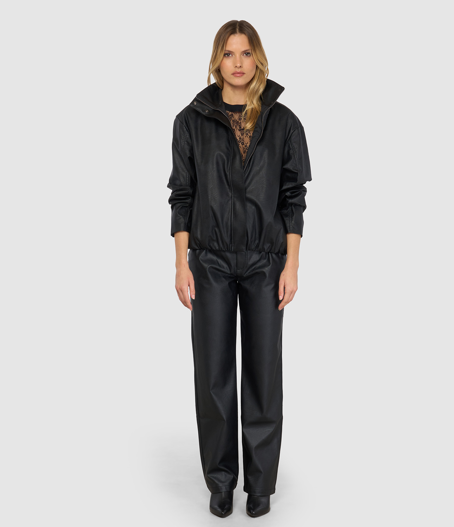 Pantalon Roman  Taille Mi-Haute, Jambe Roite  Simili Noir
