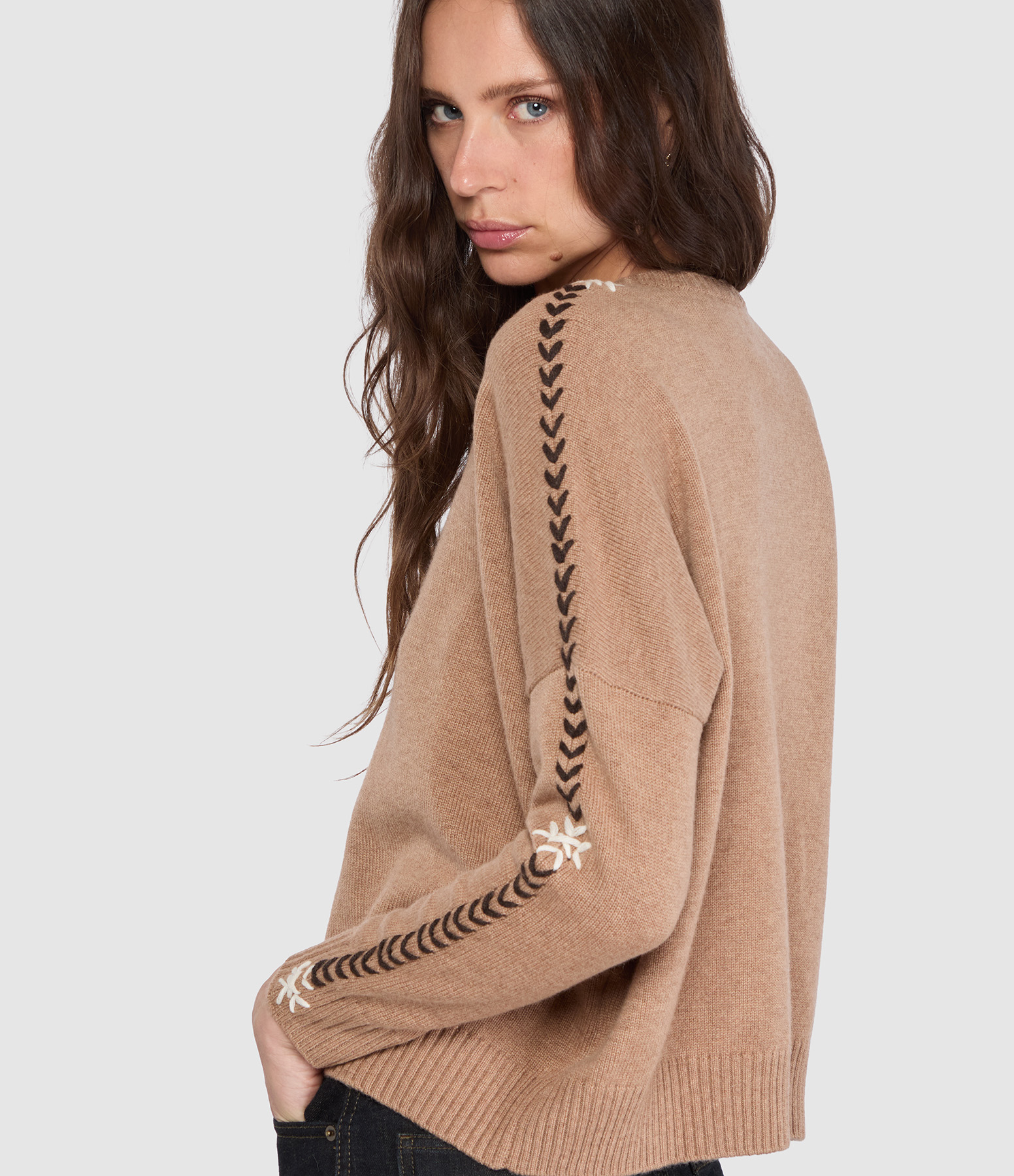 Pull Amea Snow Camelo