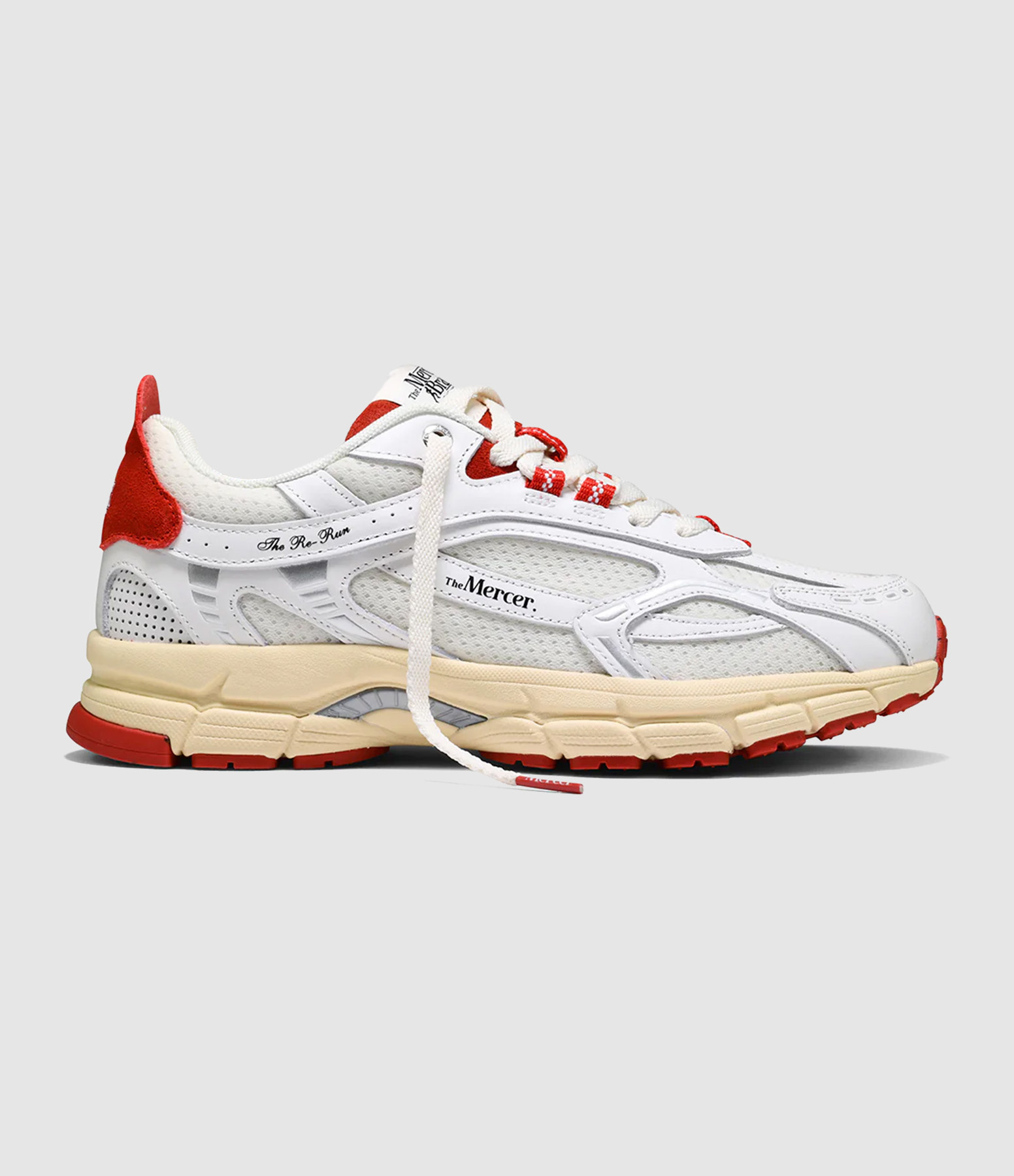 Baskets The Re Run Vintage White Red
