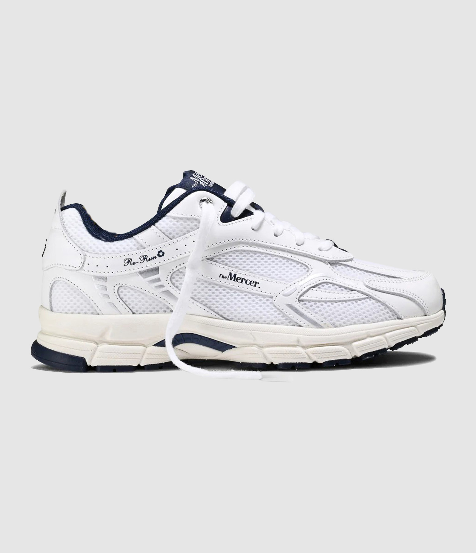 Baskets The Re-Run Classic White
