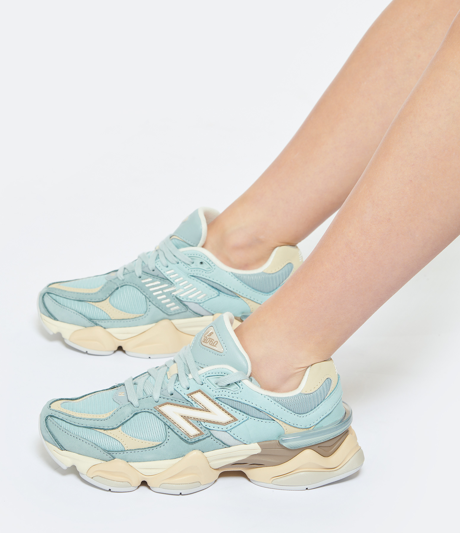 Baskets 9060 Bleu