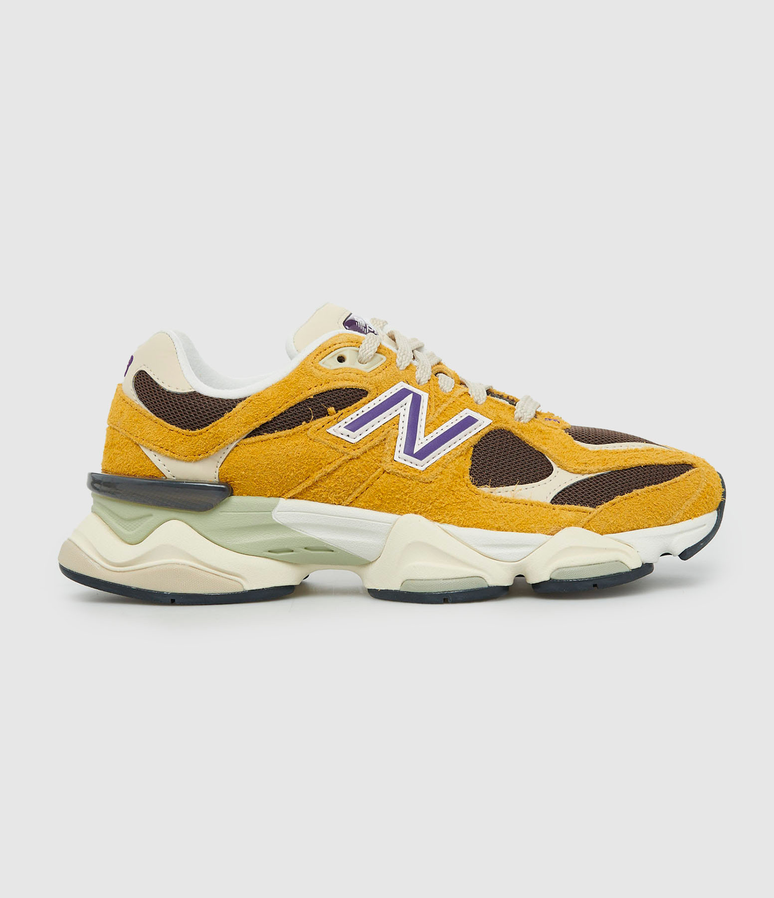 Baskets 9060 Suede Butterscotch