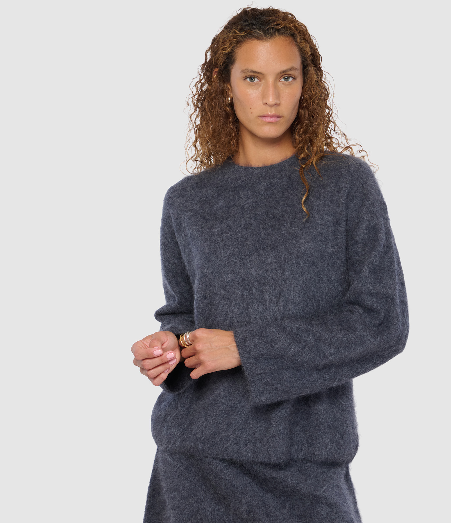 Pull Joel Charcoal