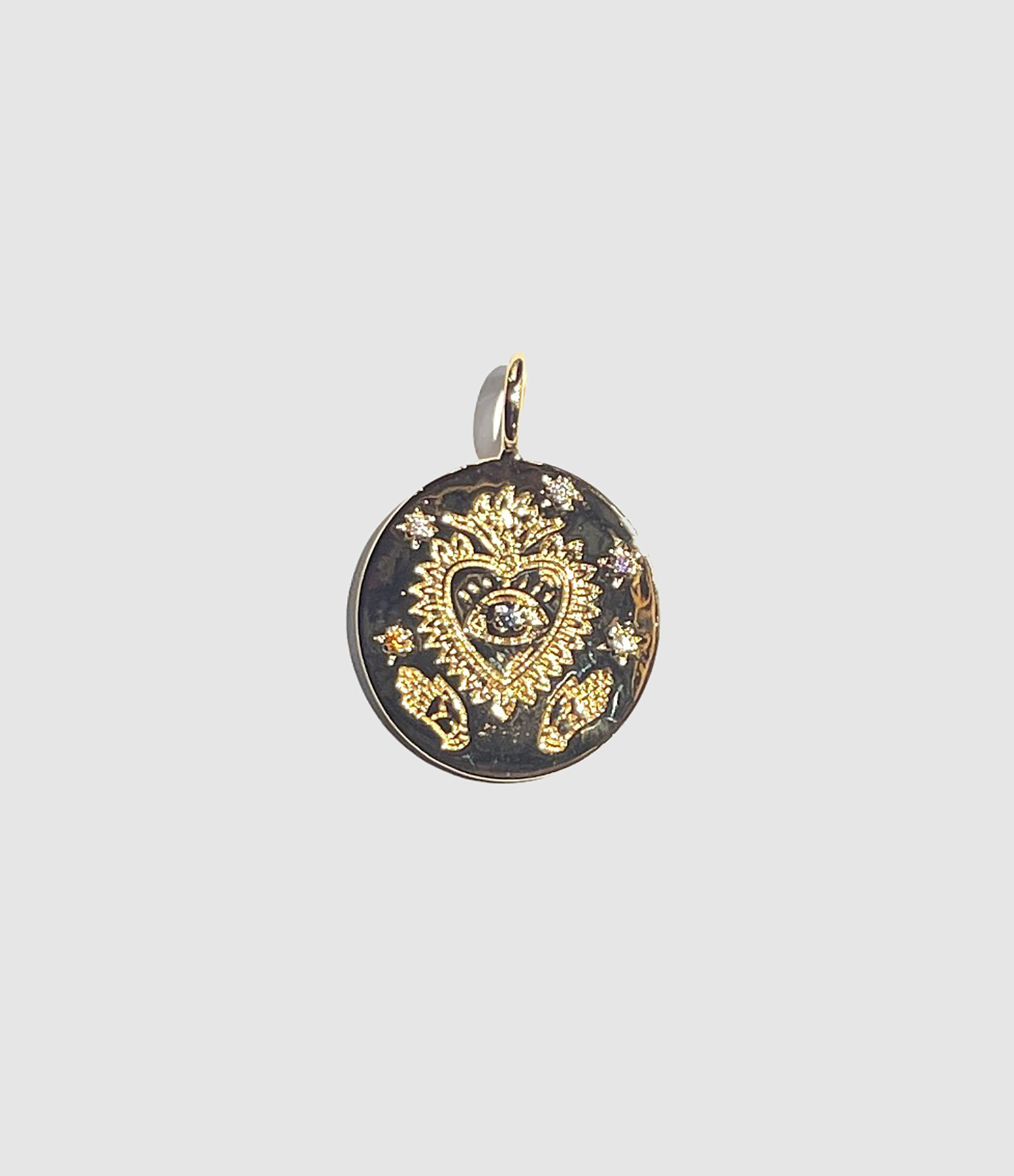 Médaille Gravée Pierres Doré