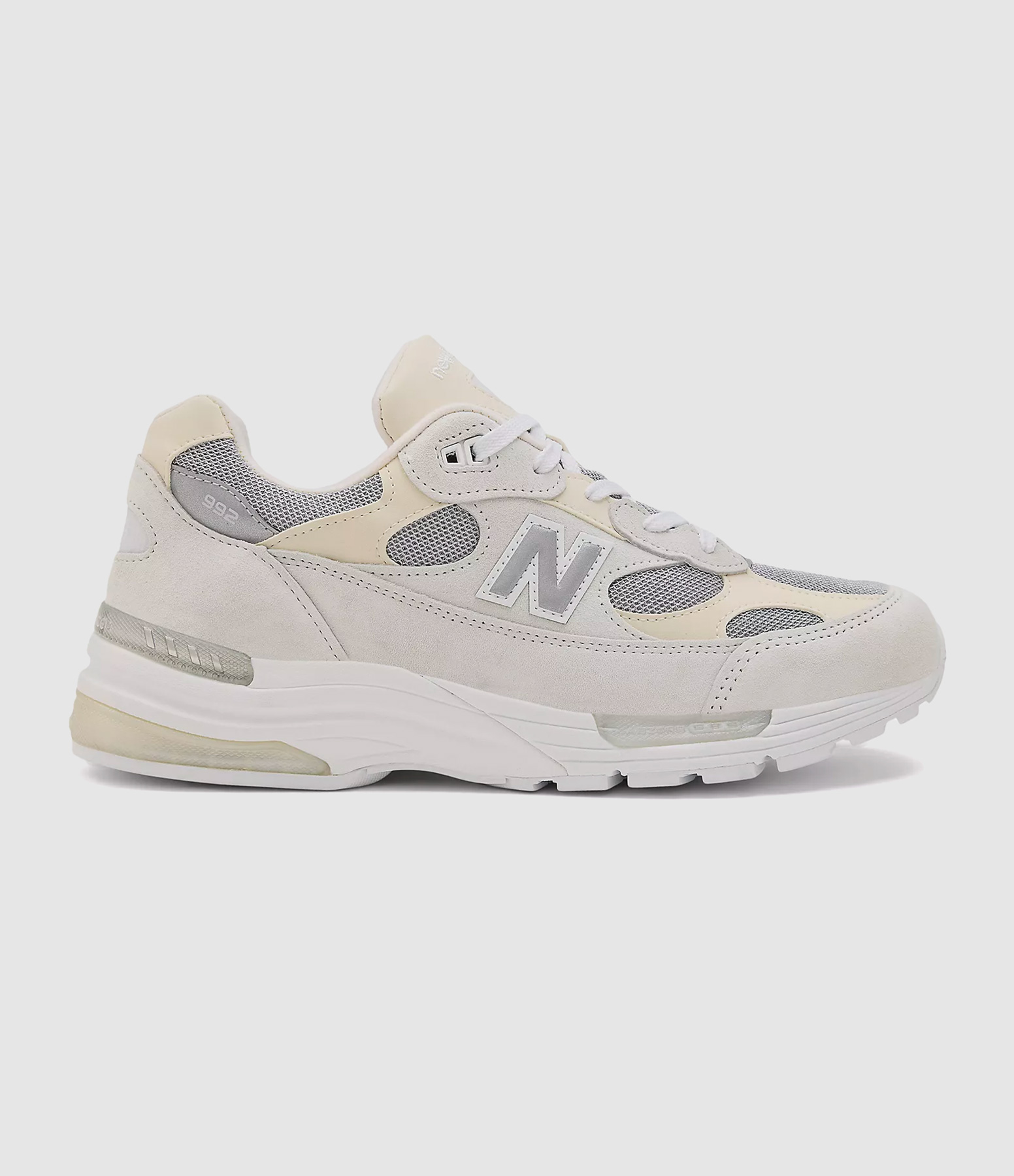 Baskets 992 White