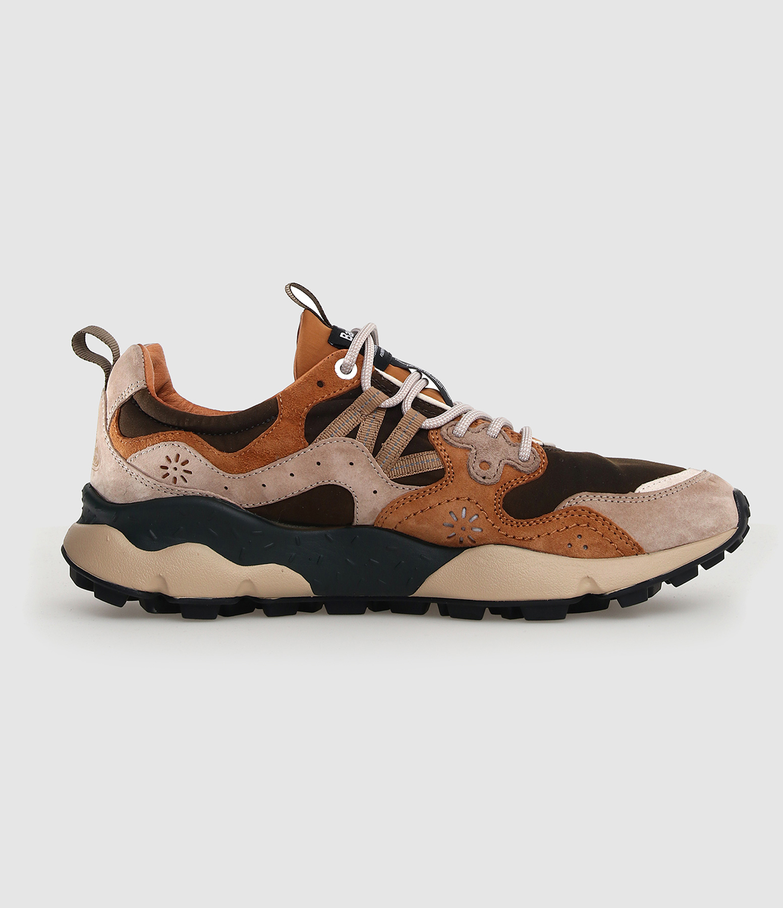 Baskets Yamano 3 Brow Beige, Collaboration Barbour x Flower Mountain